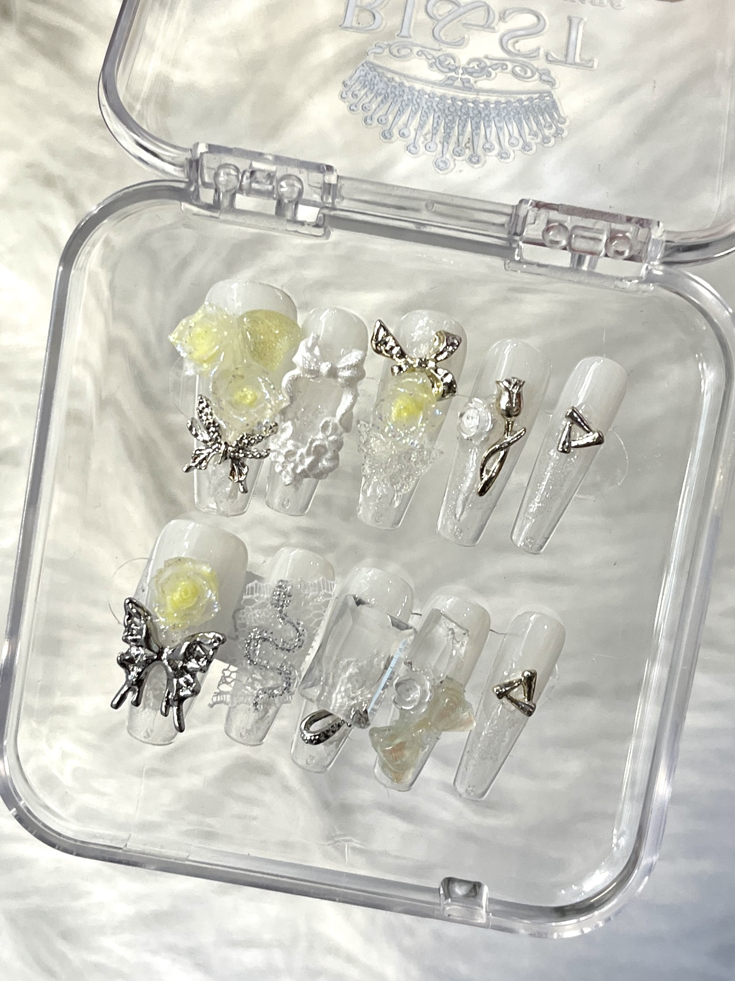 Spring & Summer Light Green Floral Handmade Press On Nails — Elegant Medium Square Press On Nails