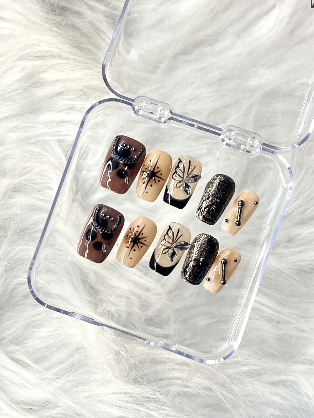 Elegant Nail Art Set