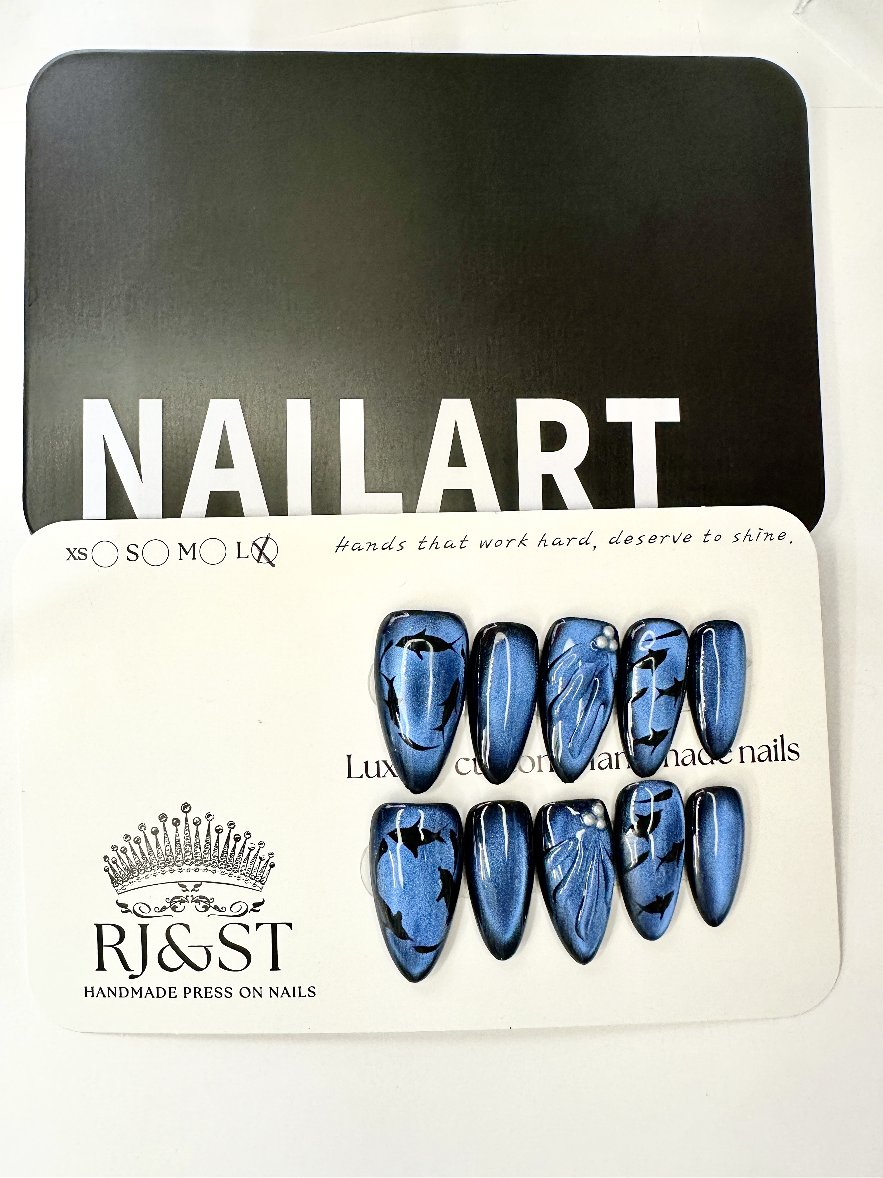 Deep Sea Dolphin Freedom Press-On Nails | Original Design Handmade Cat-Eye Nails