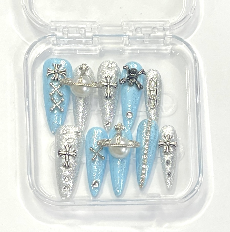 Icy Galaxy Press-On Nails – Silver & Blue Gothic Charm Set