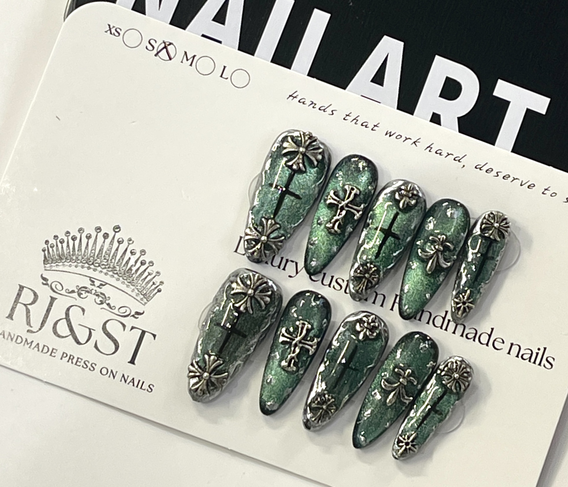 Emerald Shrine – Gothic Cross Chrome Nails