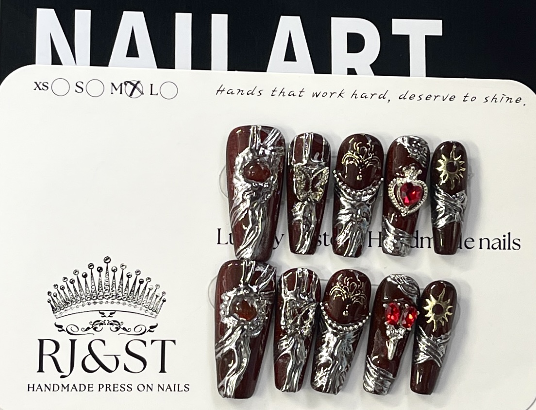 Blood & Metal – Gothic Chrome Press-On Nails