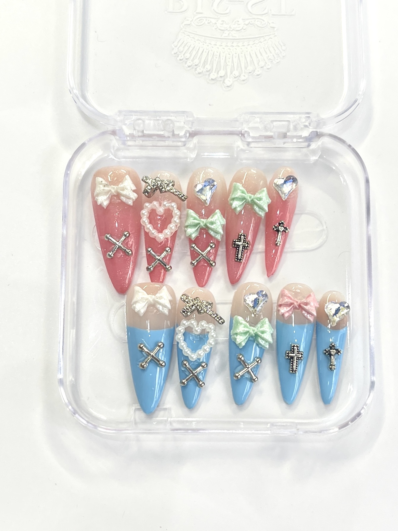 Gothic Sweetheart Press-On Nails – Pink & Blue Bow Cross Set