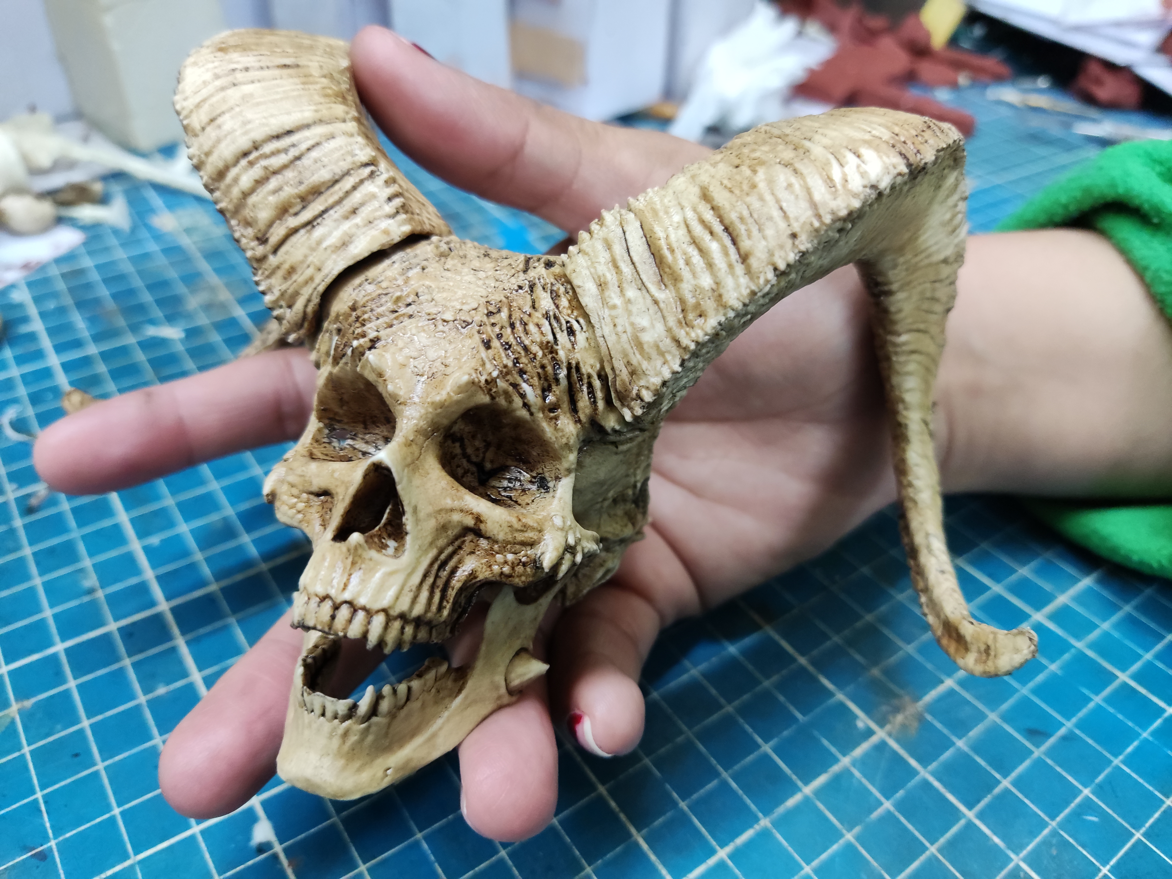 1/3 Scale Devil Skull moveable jaw