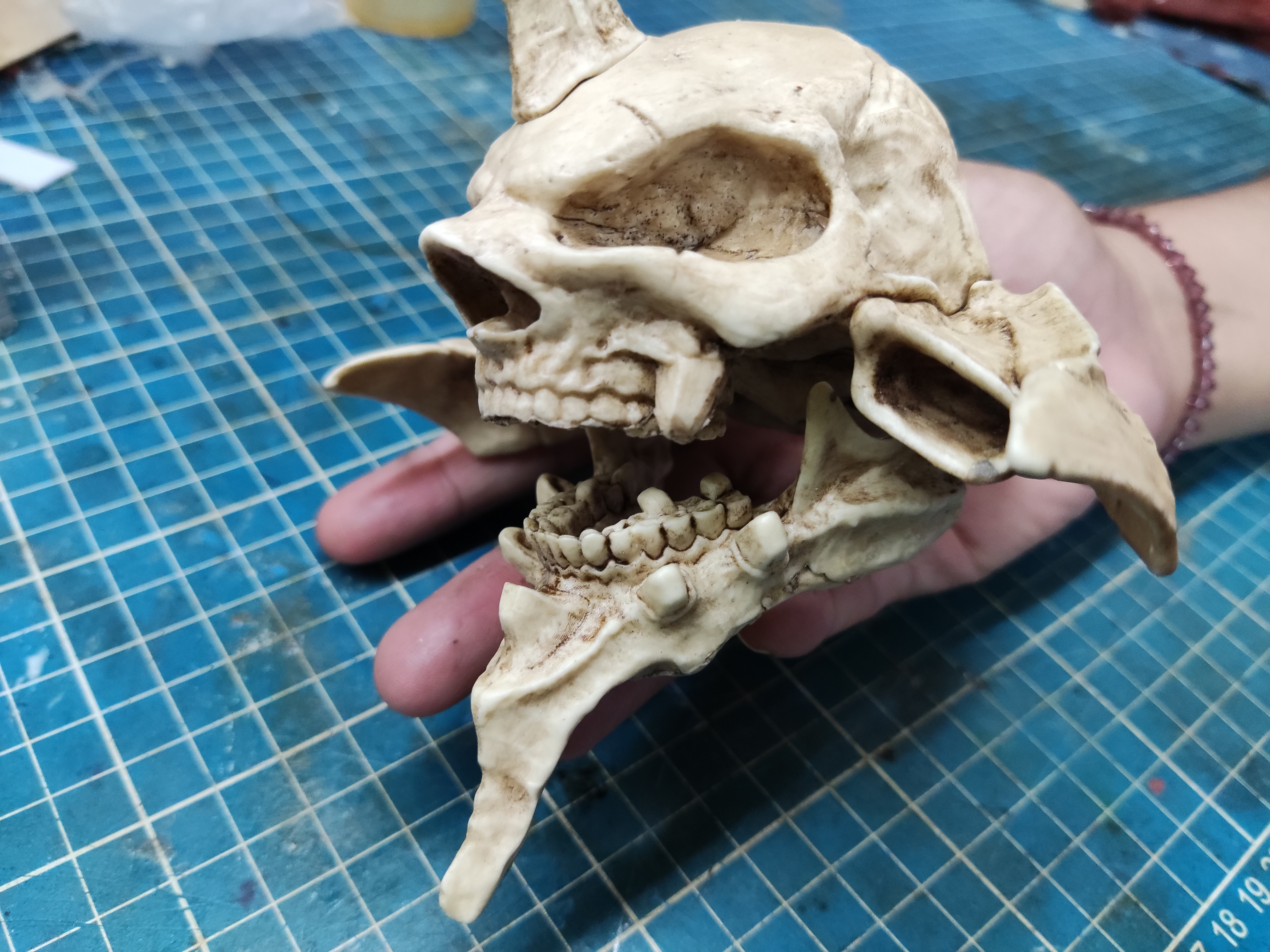 EVA01 Skull (Evangelion) Moveable jaw.