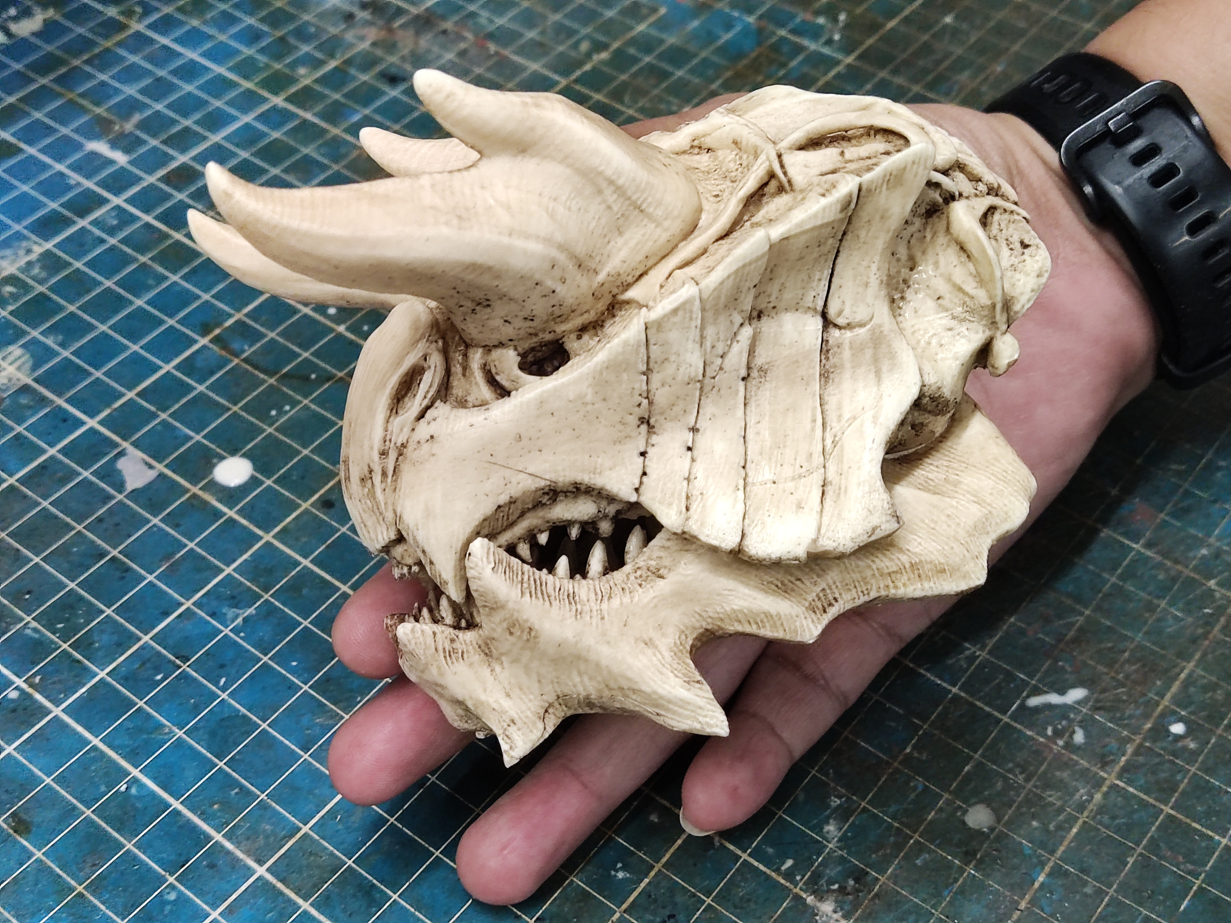 Glavenus Skull "Monster Hunter" articulated Jaw