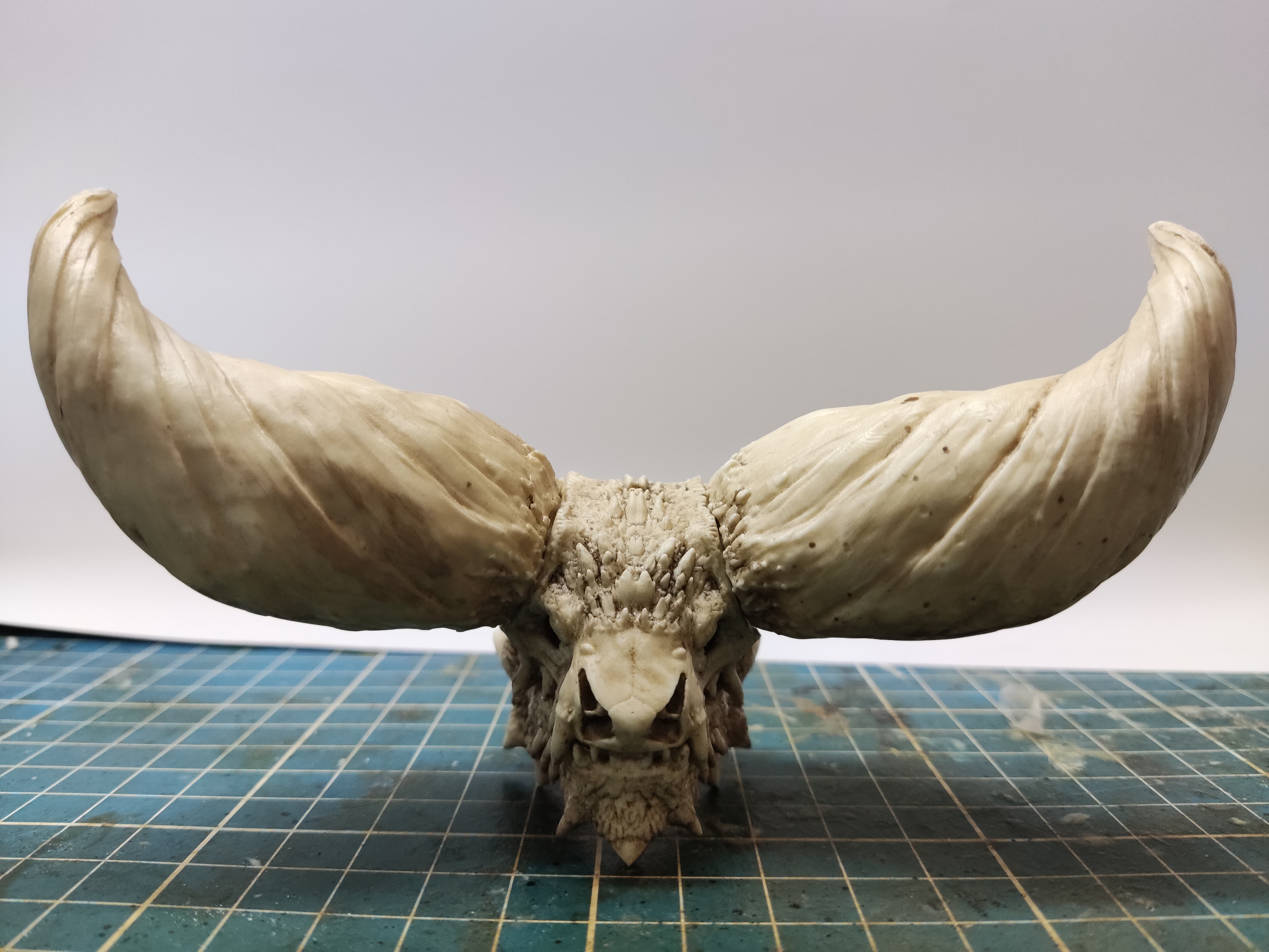 Nergigante Skull "Monster Hunter"PETIT Size