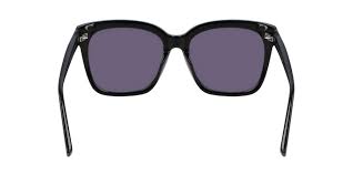 DKNY