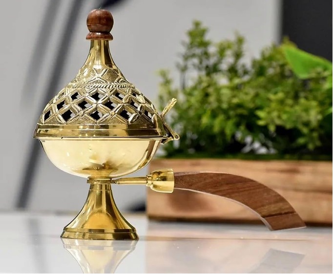 Heavy Brass Loban Burner, 20 cm, Dhoop Dani with Wooden Handle for Pooja, Temple Use