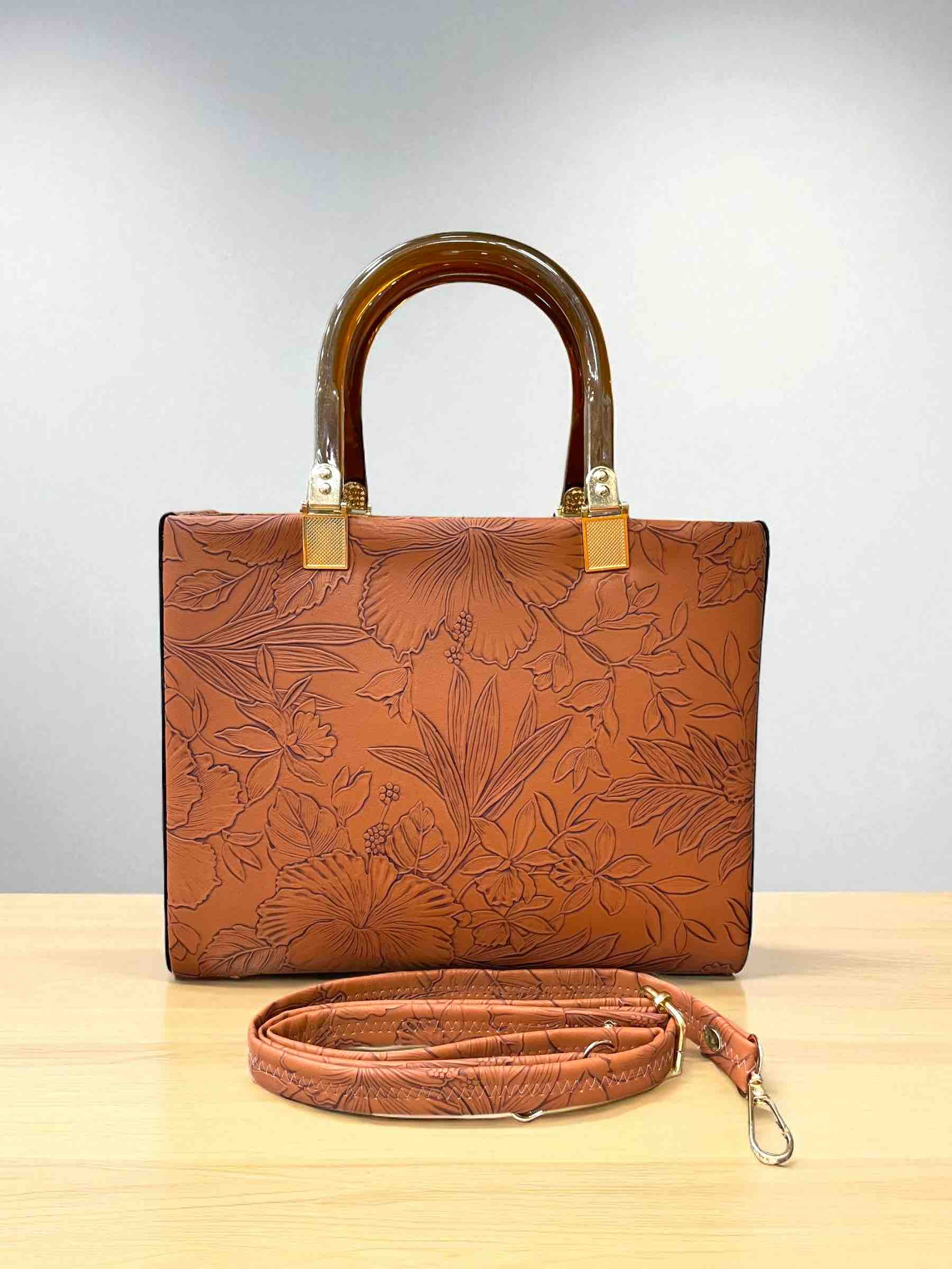 Acrylic Handle Women Bags