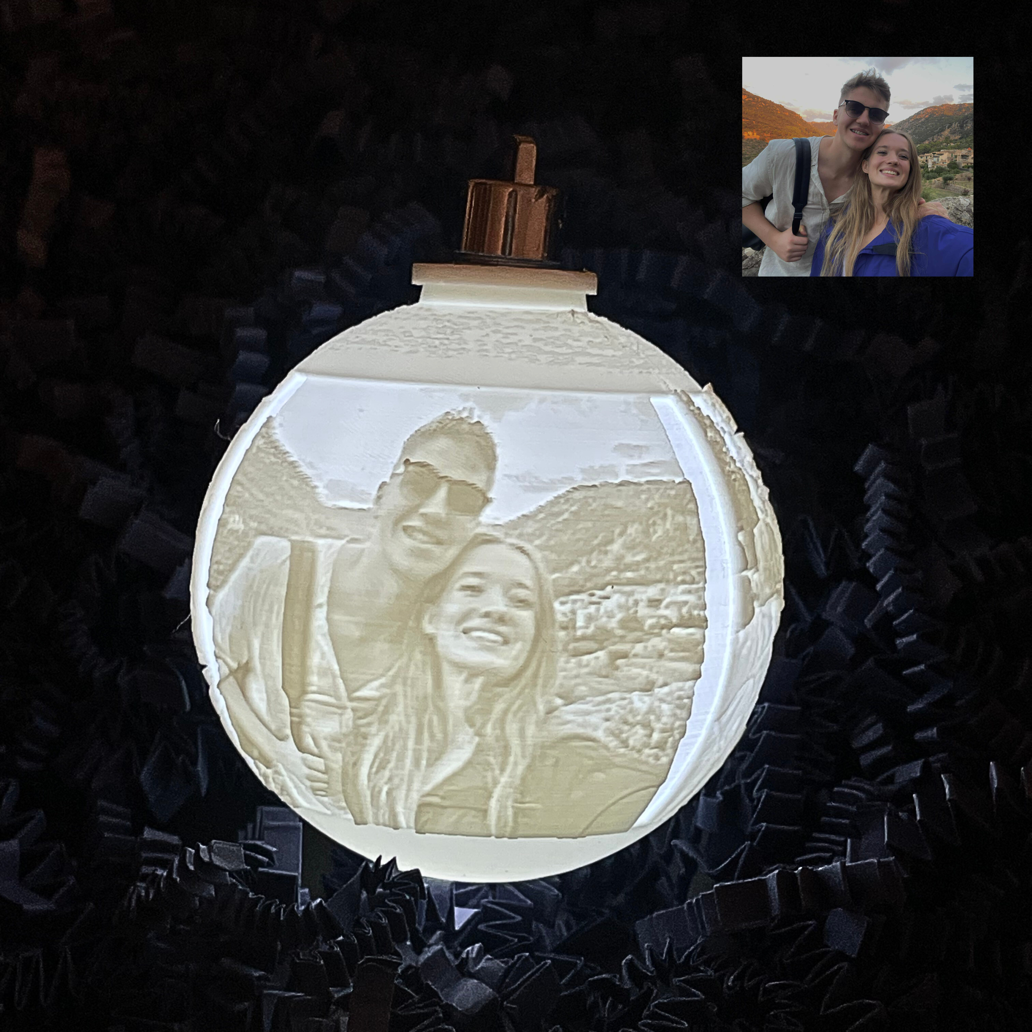 Žaisliukas ant Kalėdų eglutės