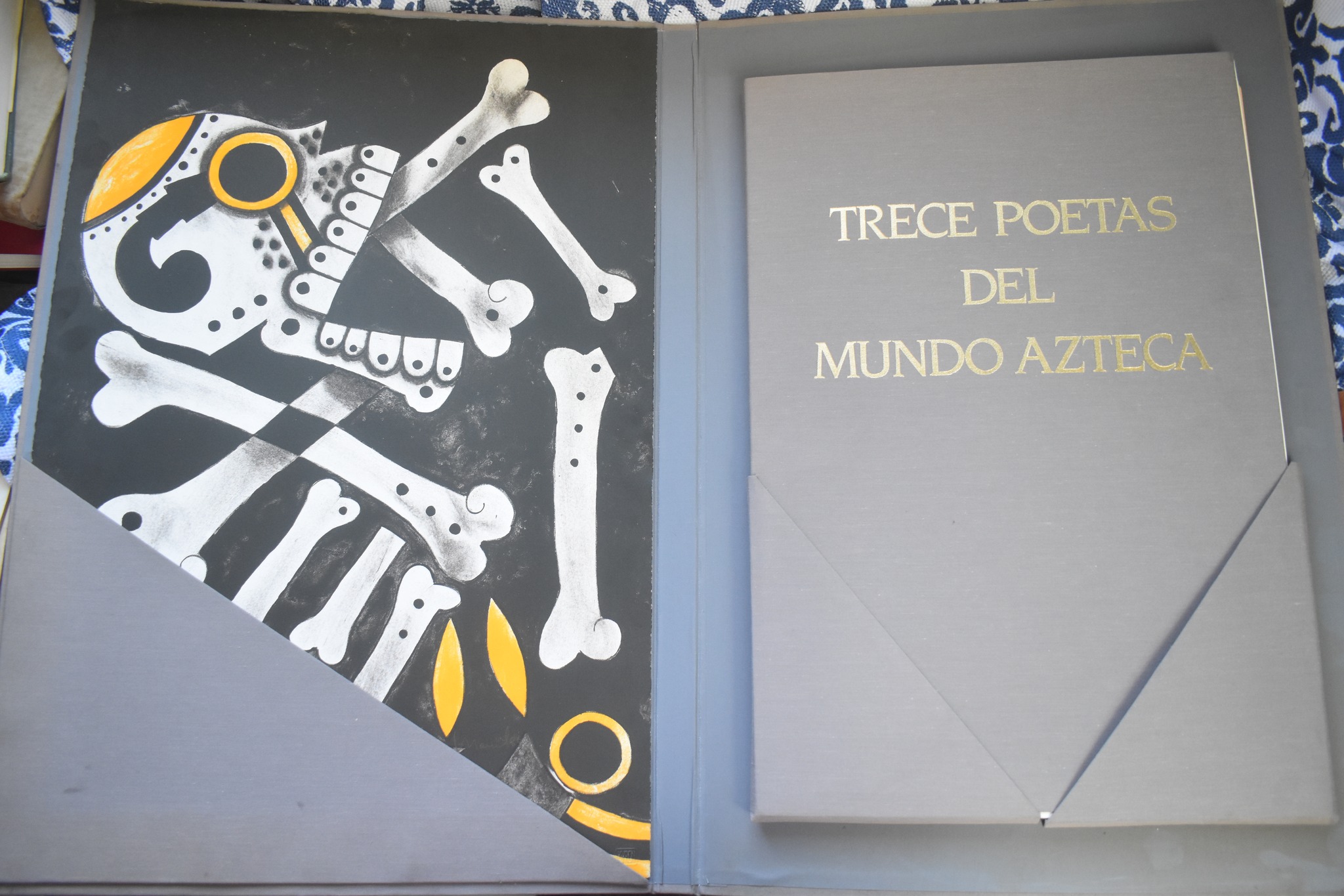 TRECE POETAS DEL MUNDO AZTECA