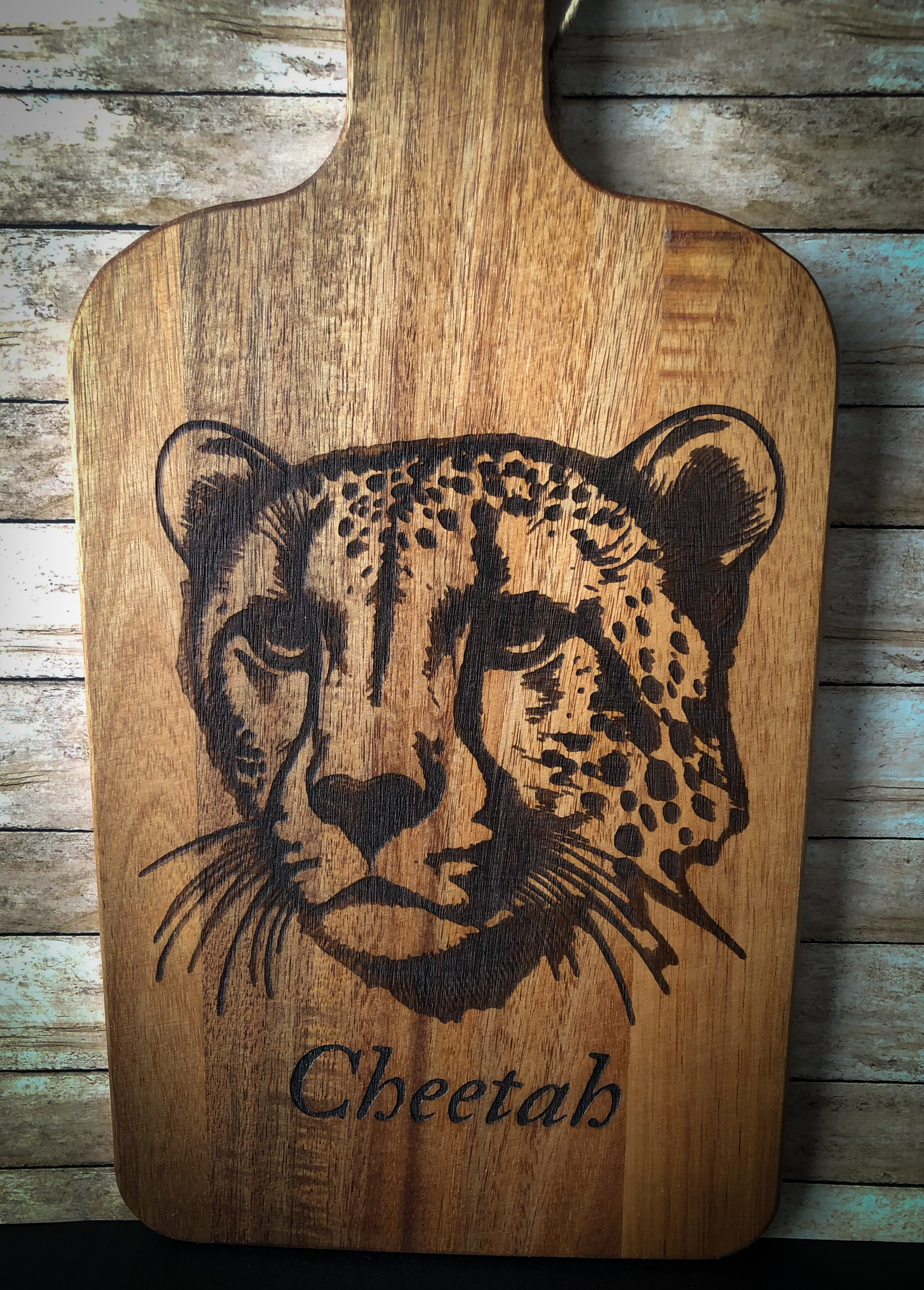Wooden Cutting Board with Cheetah Engraving