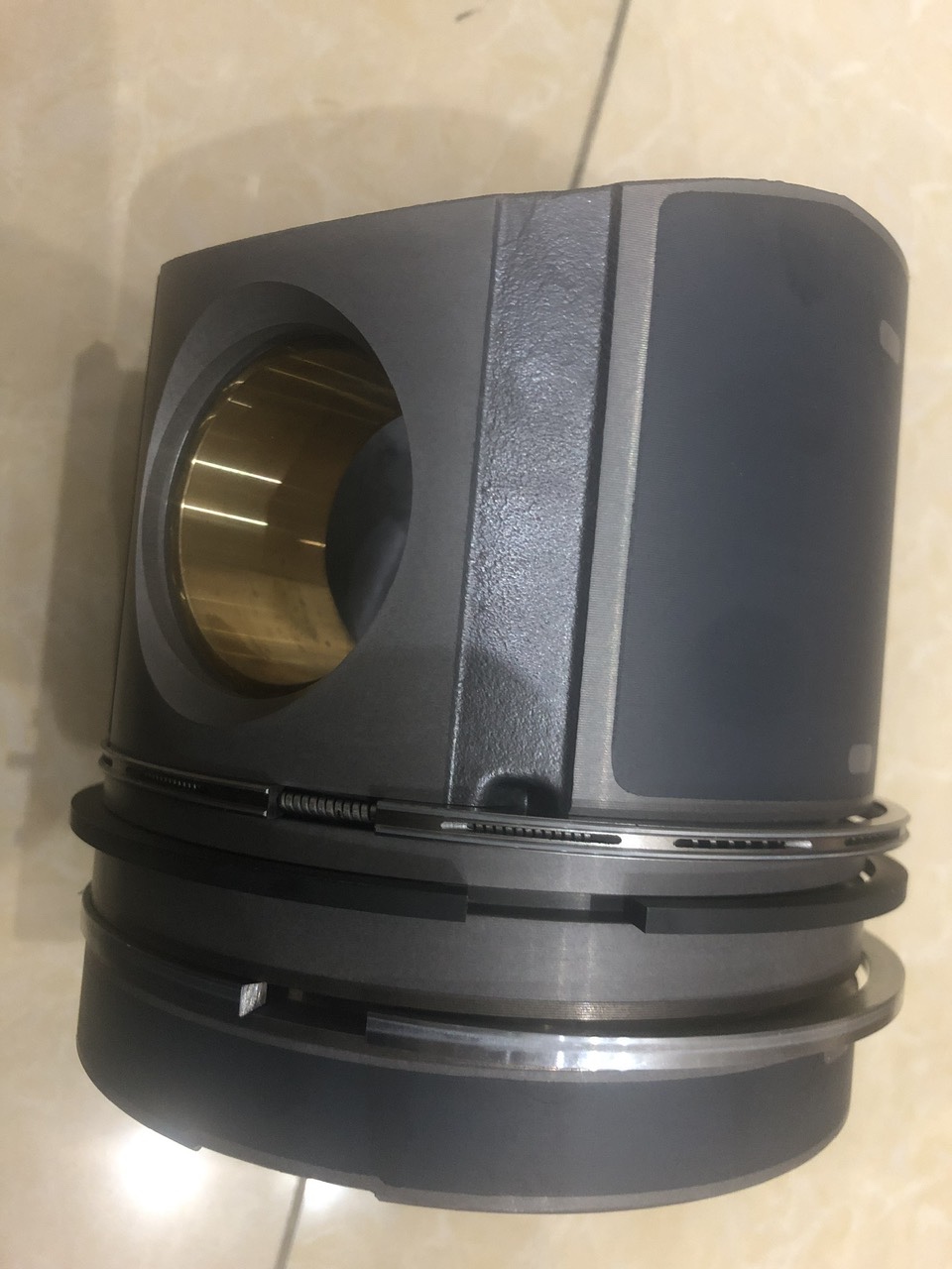 BẠC PISON SƠ MI CHO ĐỘNG CƠ VOLVO