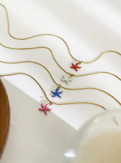 Starfish Pendant Necklaces
