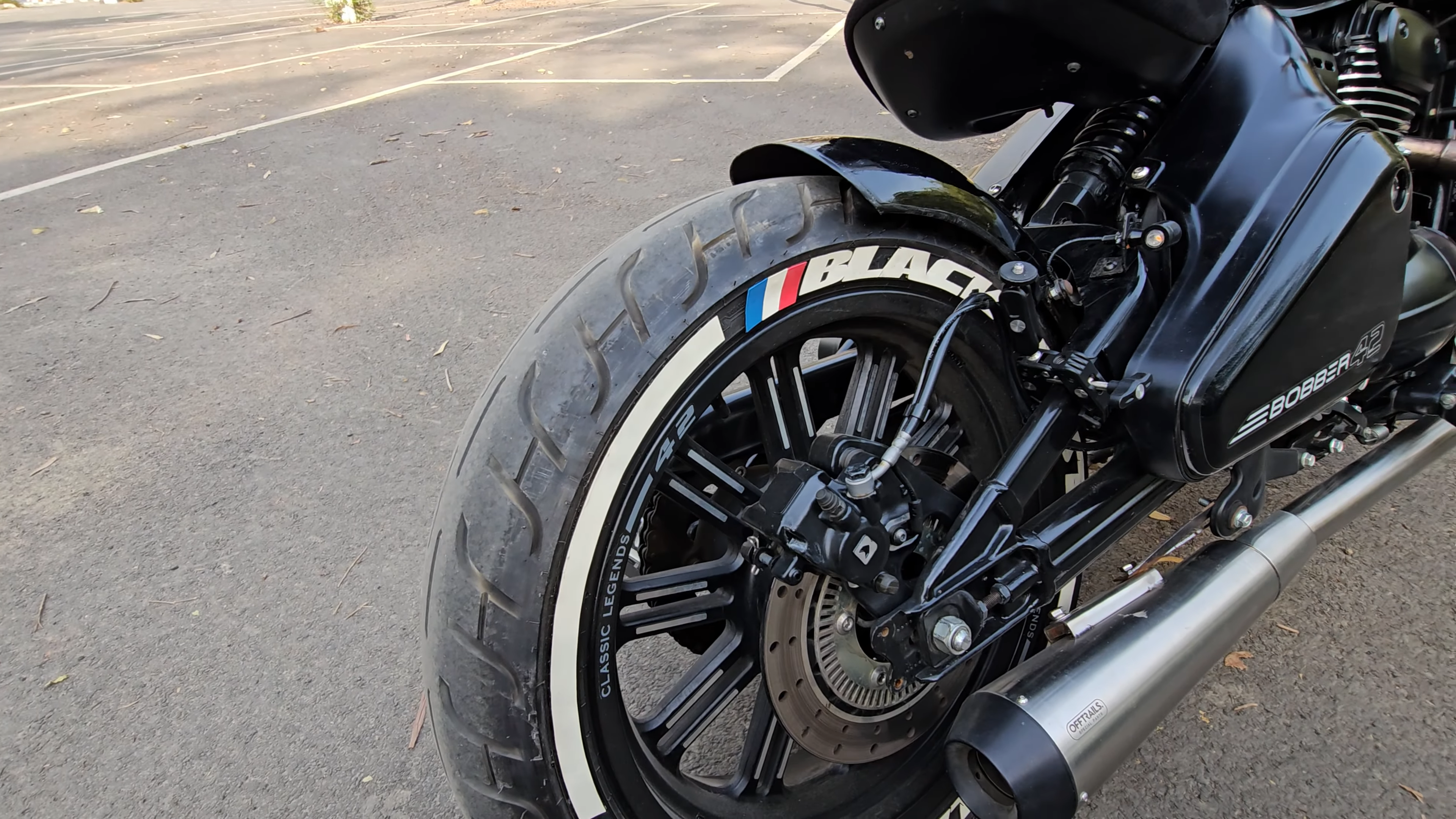 Universal Short Bobber Rear Mudguard – Fits 150mm Tyres | Custom Metal Fender for All Bikes