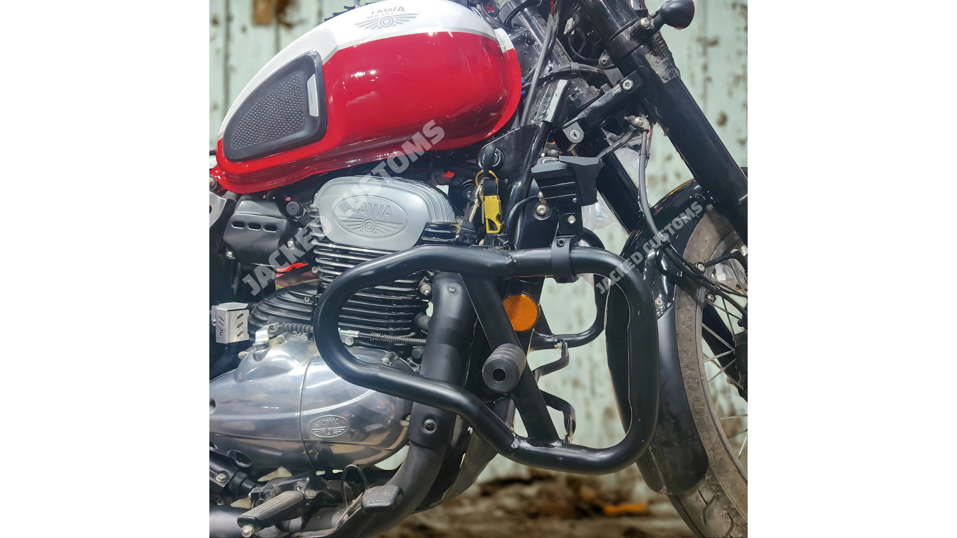 Heavy Cross Crash Guard with Sliders for Jawa 42 Bobber, Jawa 42 FJ & Yezdi Roadster