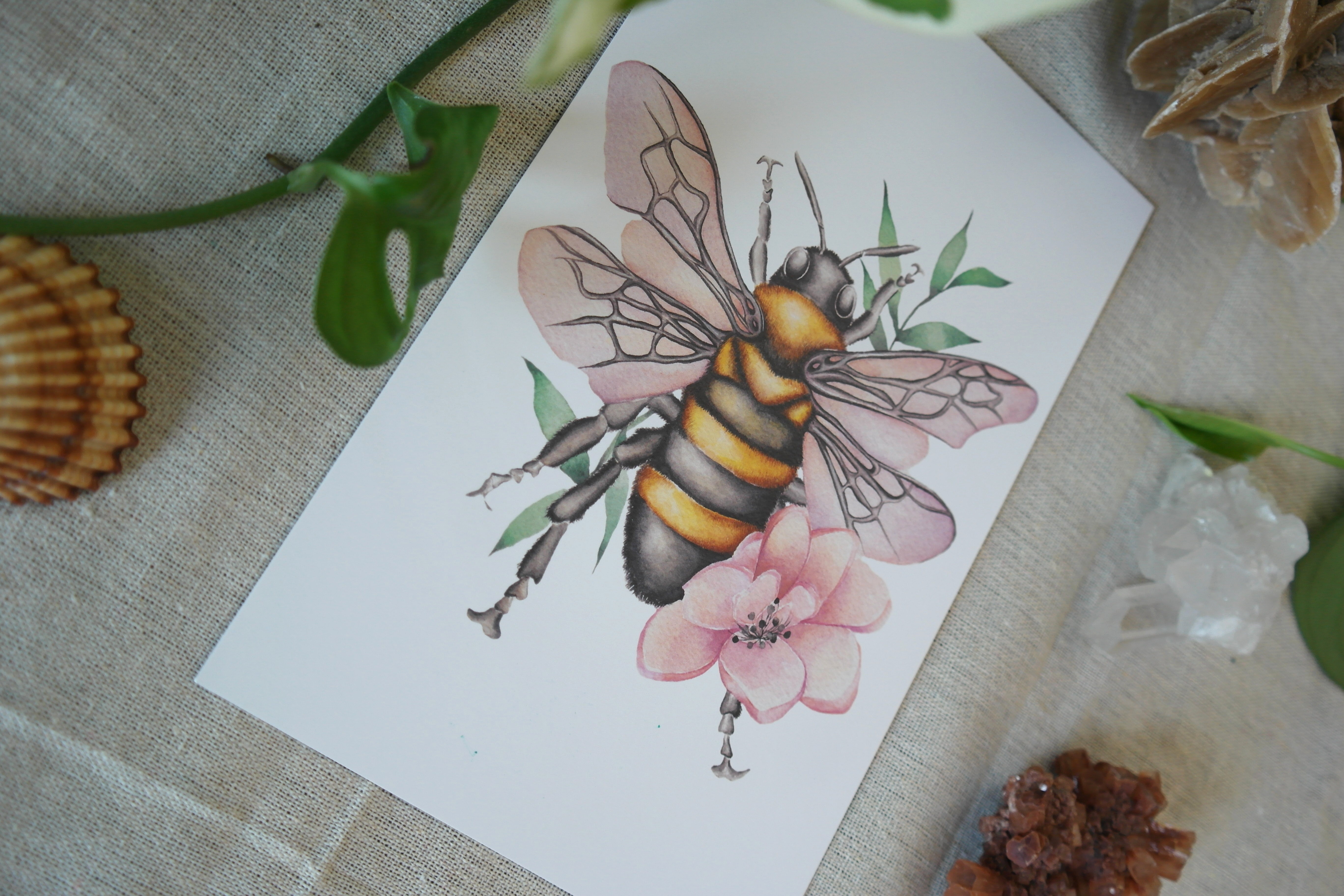 Abeille fleurie