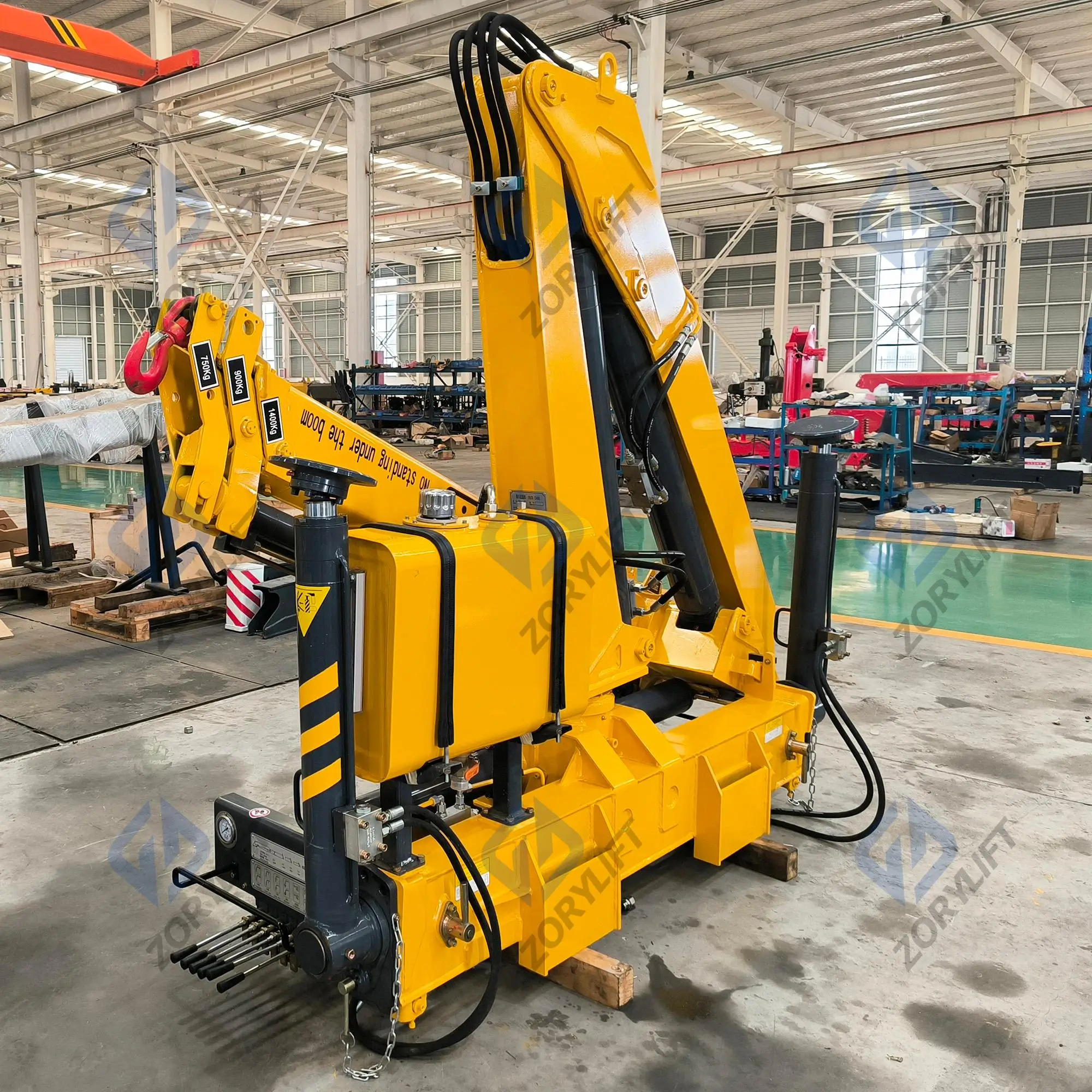 SQZ68 3.2ton Knuckle Boom Crane