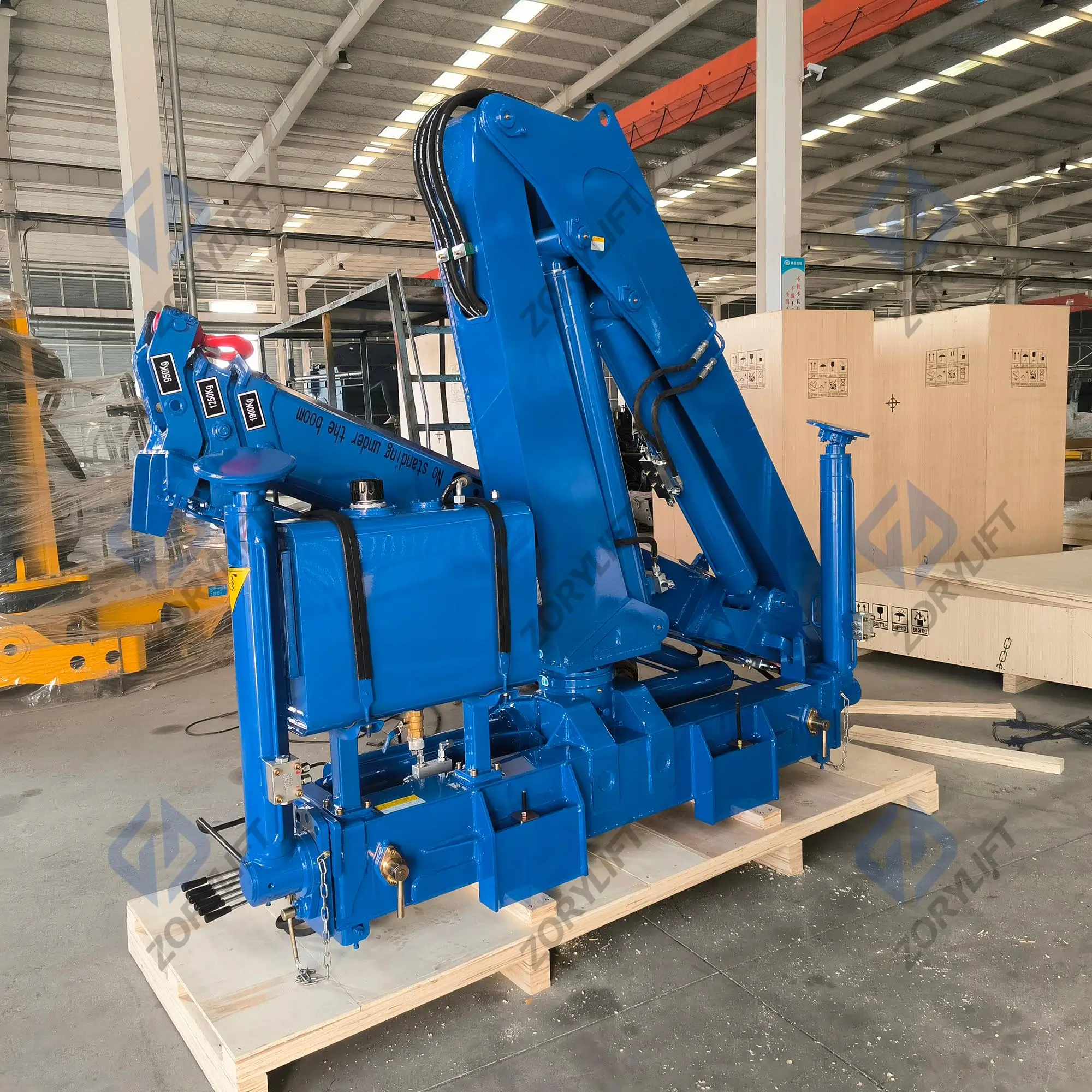 SQZ84 4 Ton Folding Boom Crane