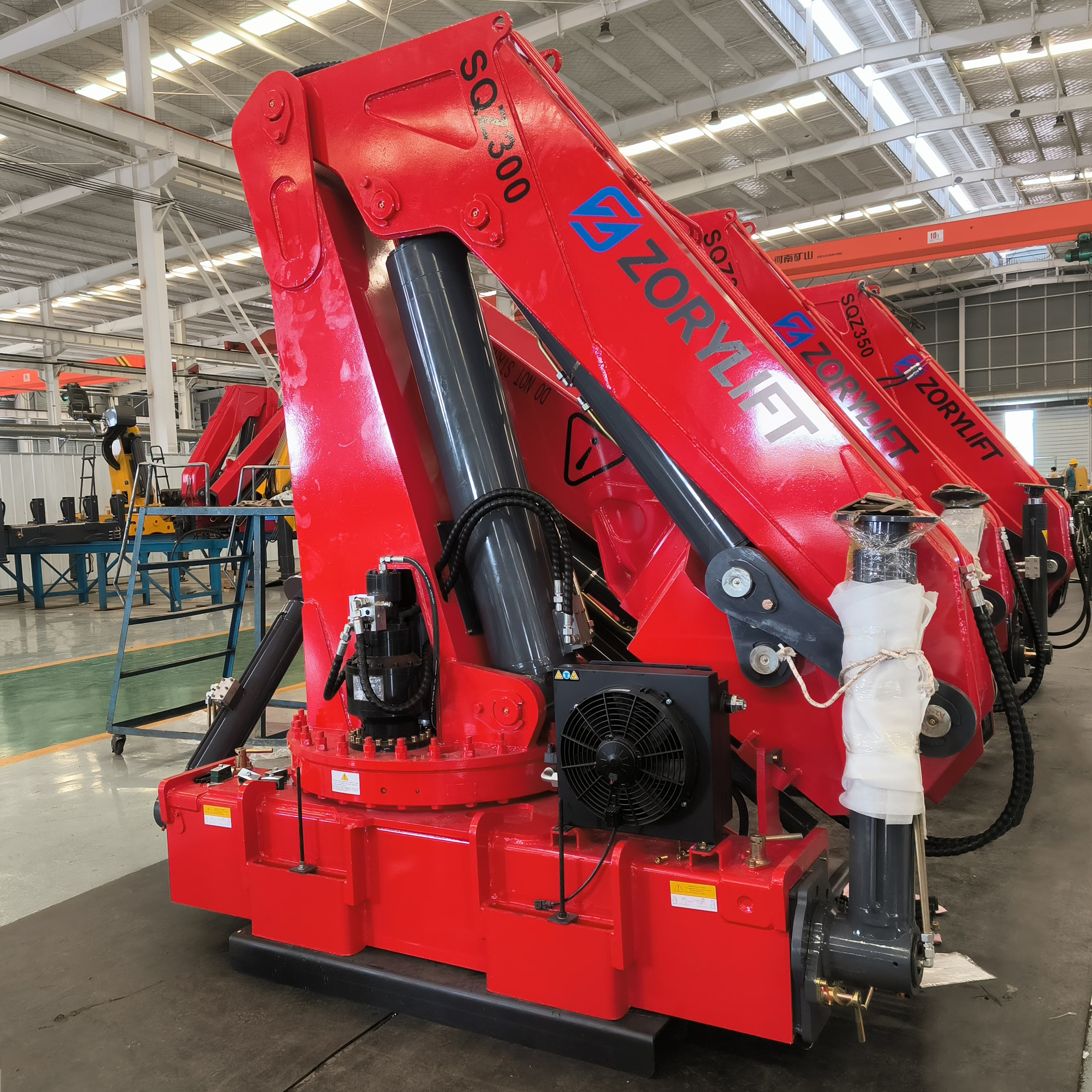 SQZ300 15 Ton Boom Knuckle Crane - ZORYLIFT Truck Mounted Crane