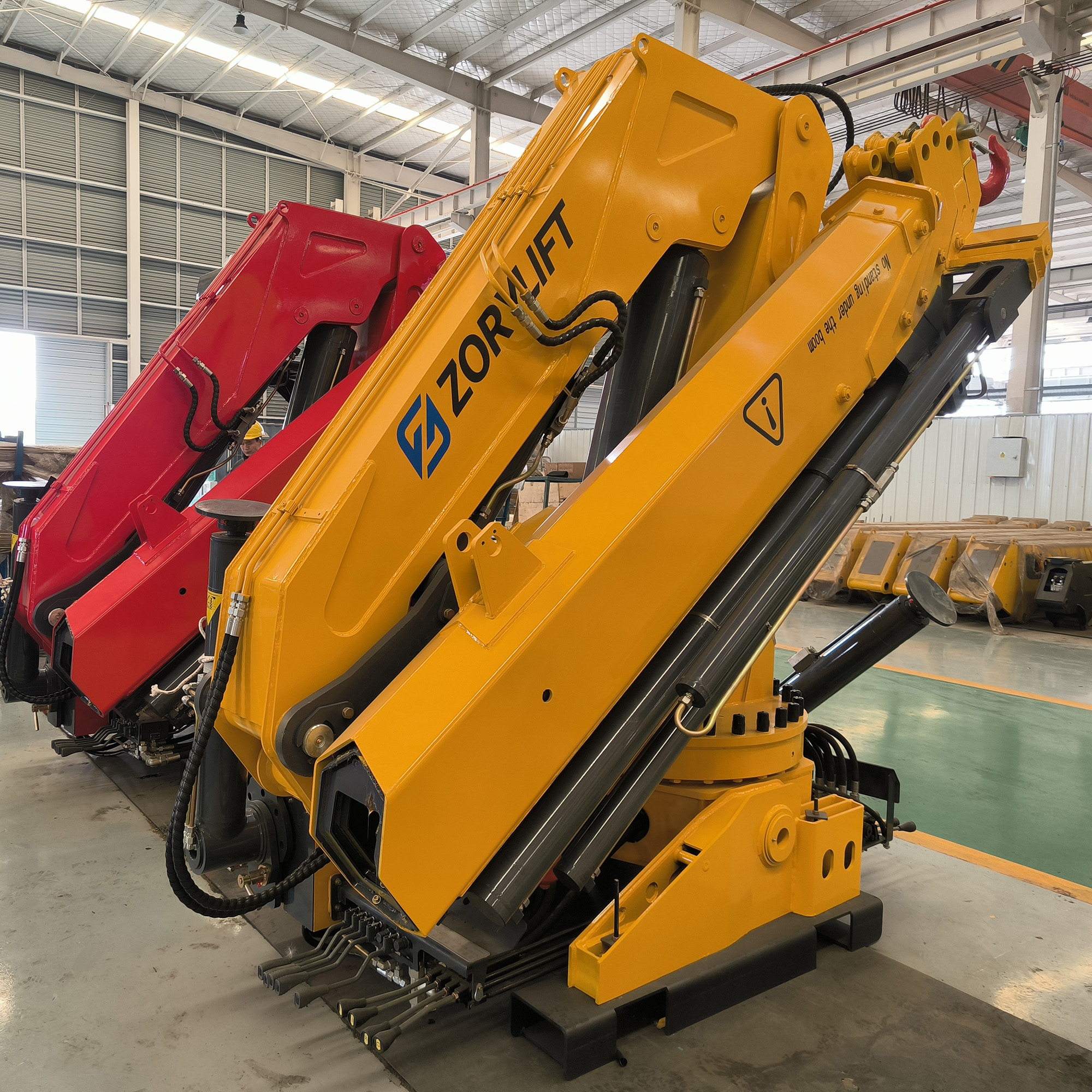 SQZ300 15 Ton Boom Knuckle Crane - ZORYLIFT Truck Mounted Crane