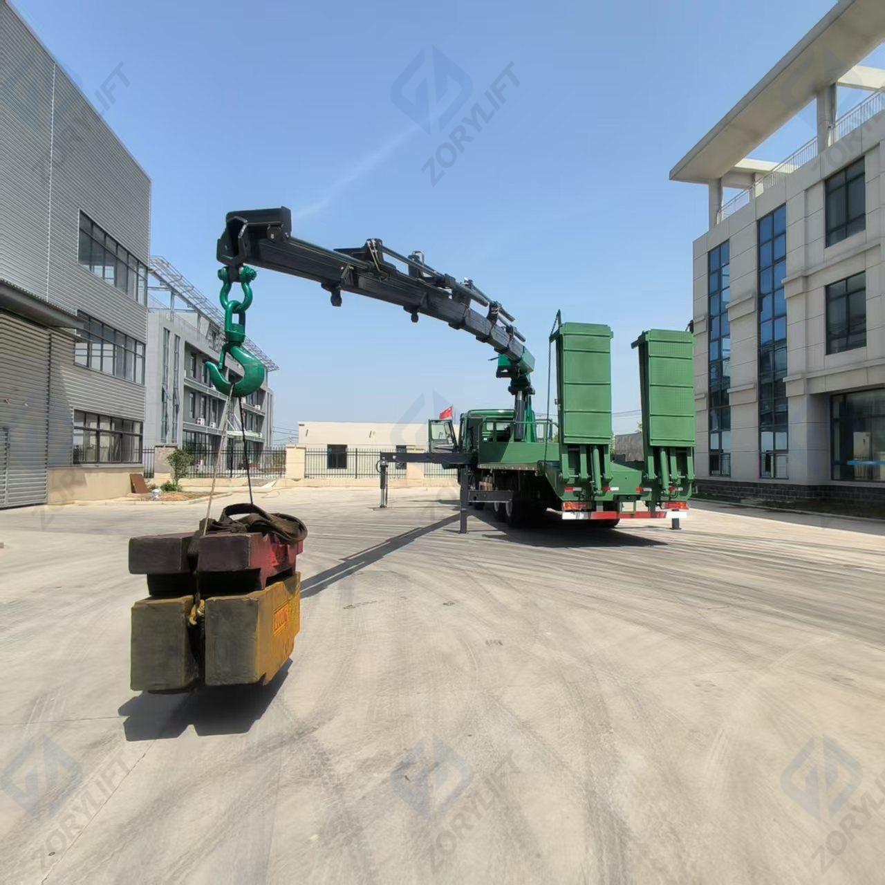 SQZ600 30T Large Knuckle Boom Cranes