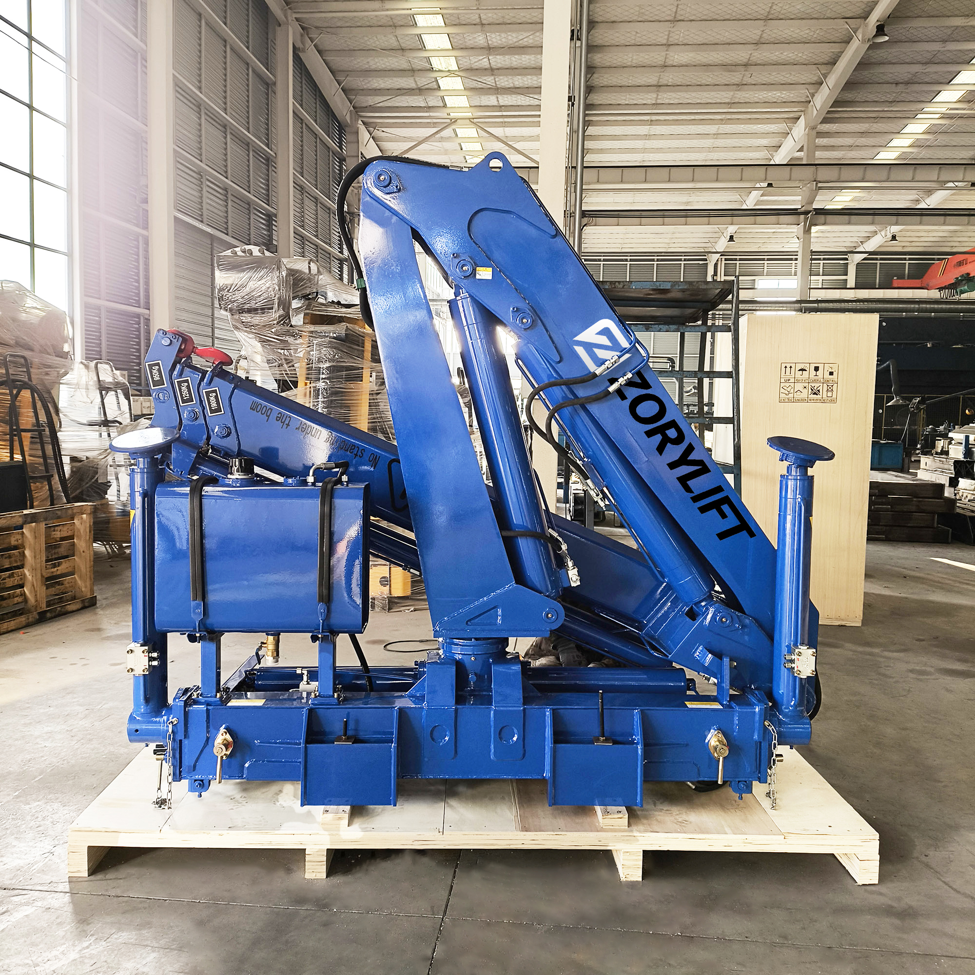 SQZ84 4 Ton Folding Boom Crane - ZORYLIFT Truck Mounted Crane