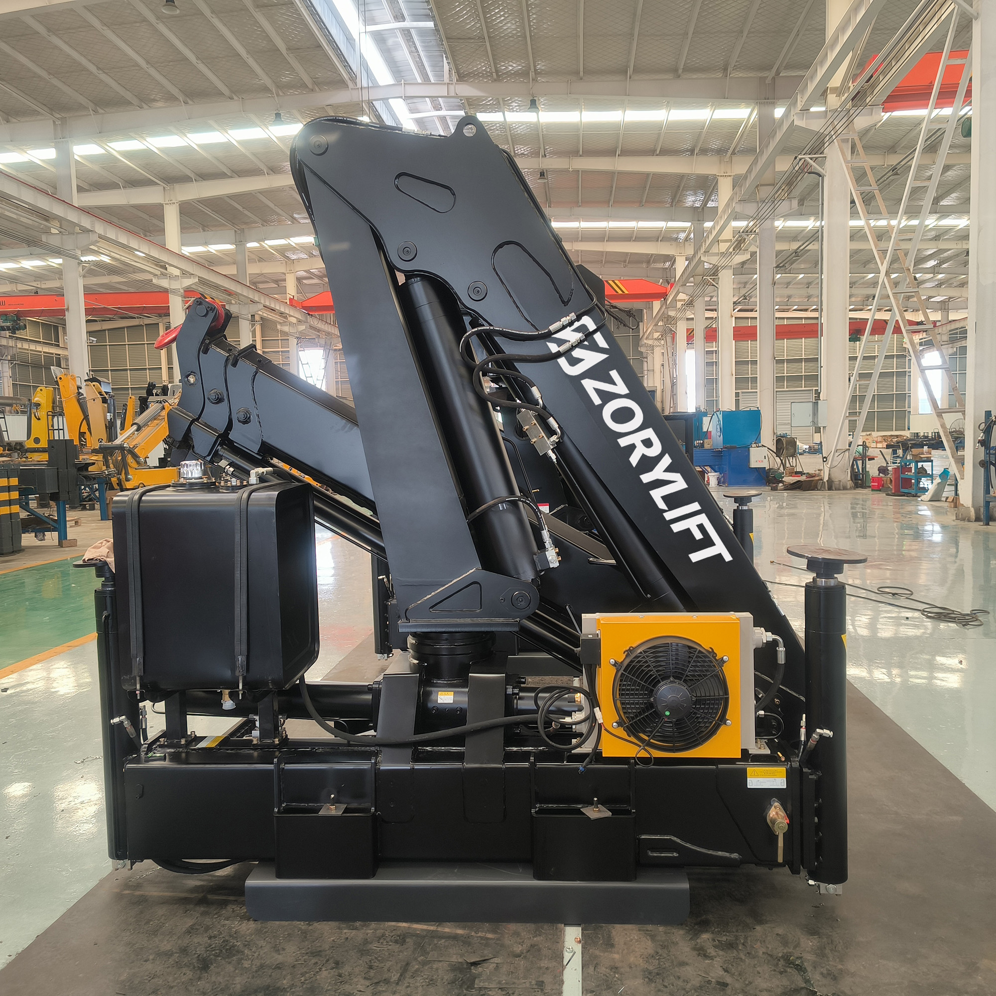 SQZ132 6Ton Truck Knuck Boom Crane - ZORYLIFT Truck Mounted Crane