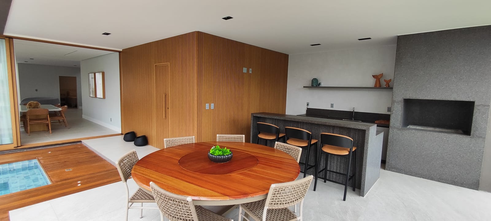 Casa de alto padrão em Guarajuba-BA