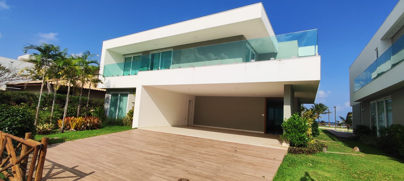Mansão frente mar em Guarajuba- BA