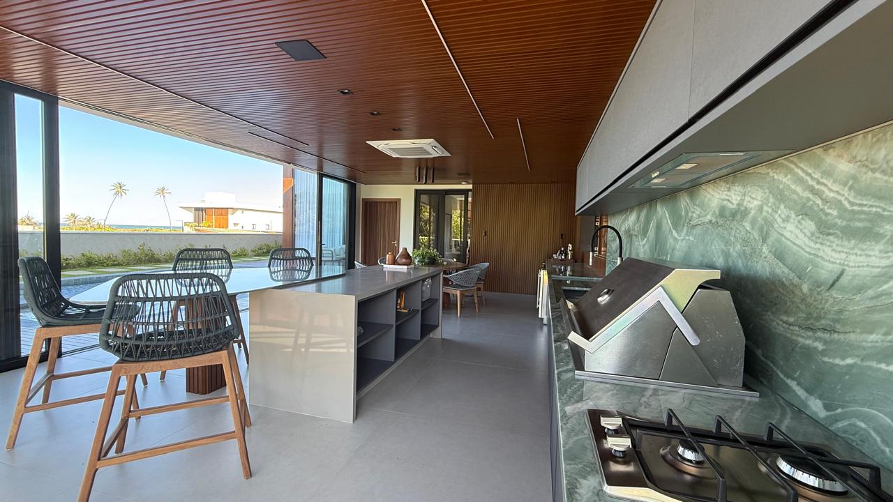 Casa de alto padrão em Guarajuba-BA