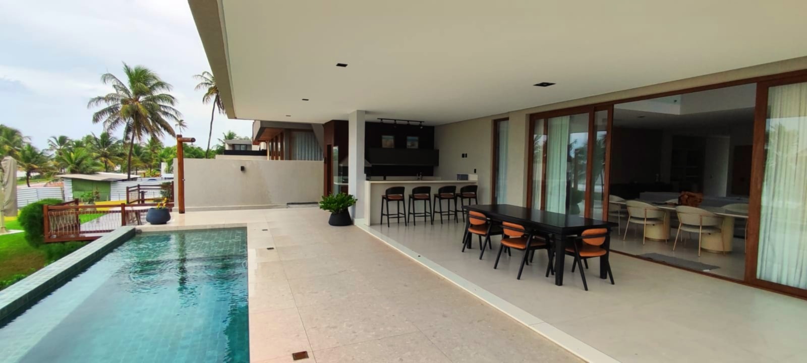 Mansão frente mar em Guarajuba- BA