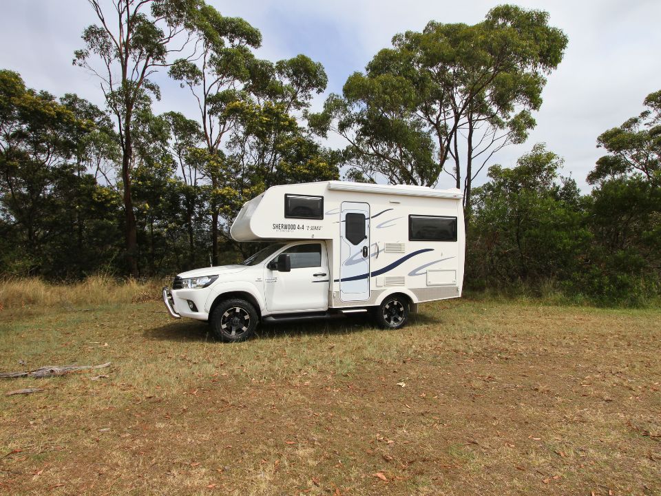 Suncamper Sherwood E-Series 4x4