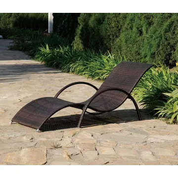 Outdoor Wicker Chaise Lounge