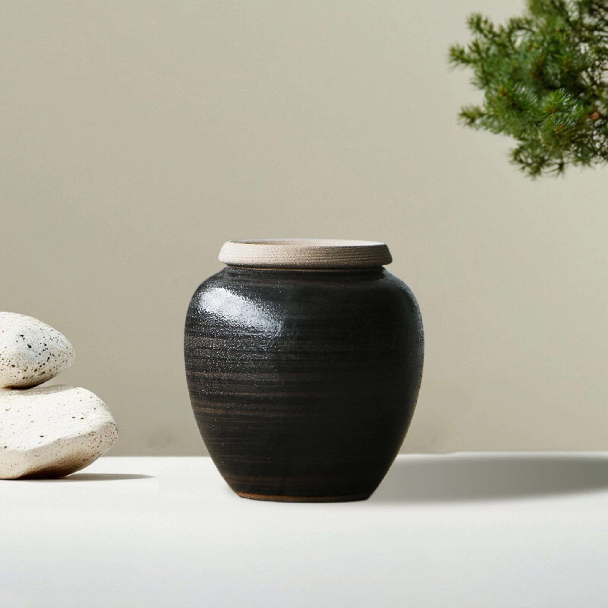 Japanese-style Handcrafted Rough Earthenware Pet Urn