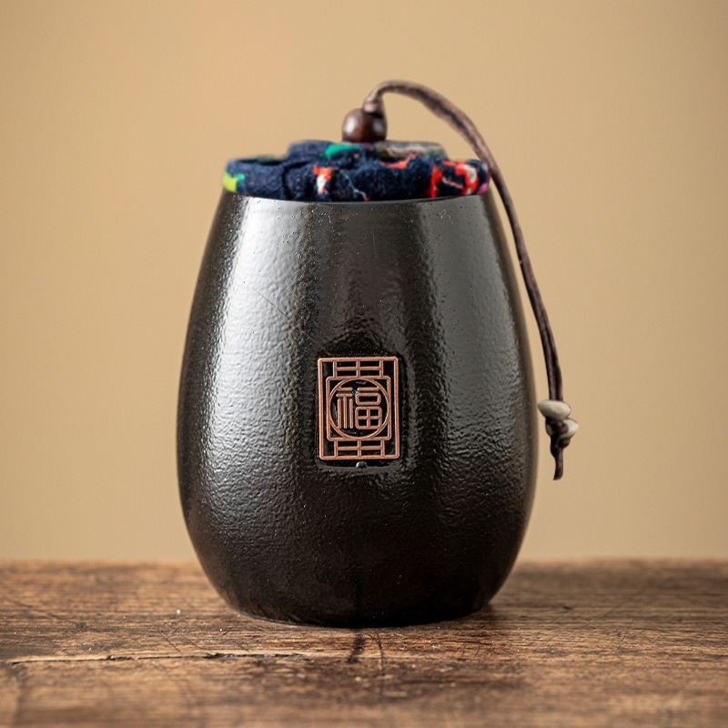 Classic Buddhist lotus and auspicious cloud ceramic pet urn