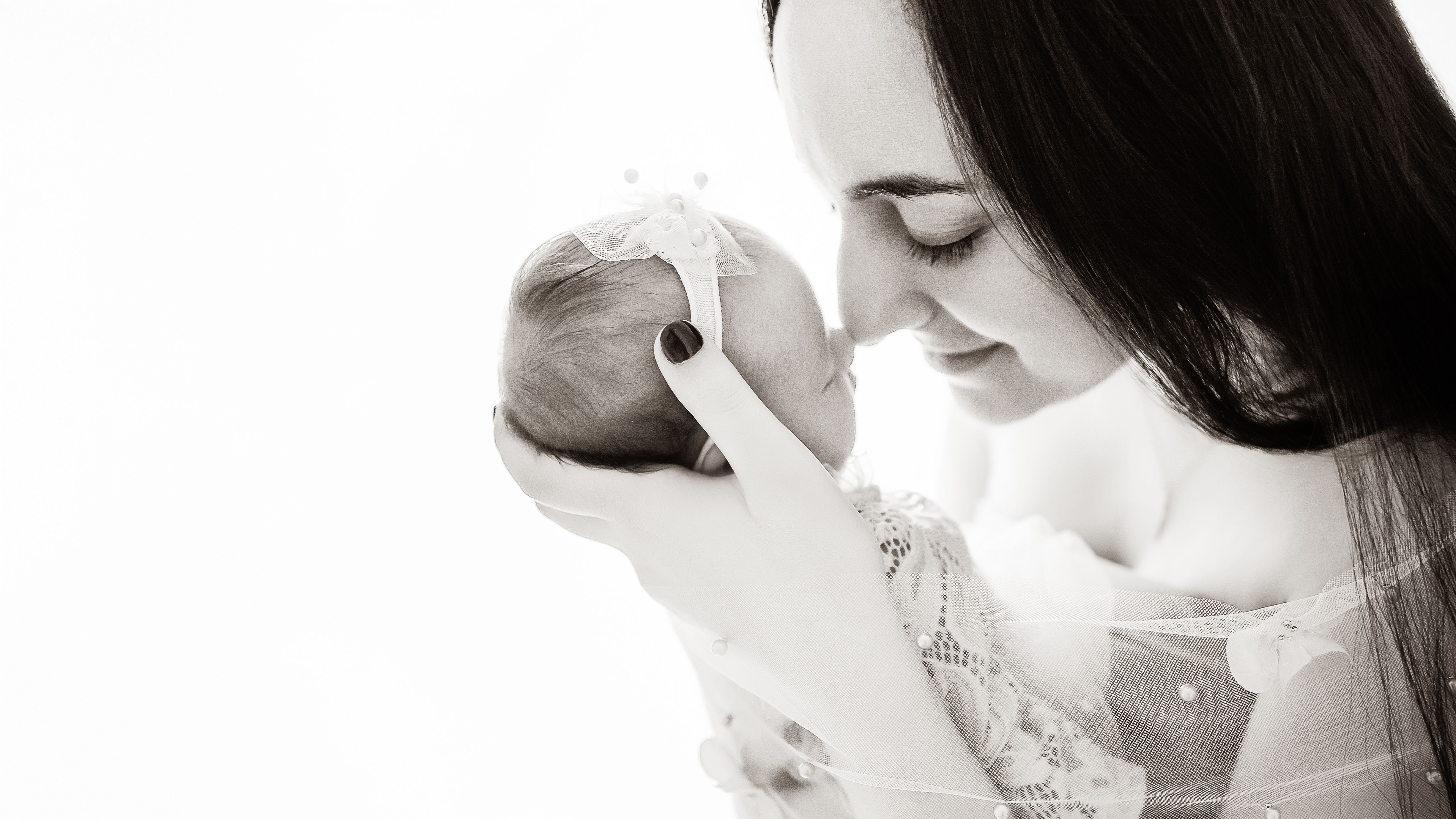 Happily Ever After (Maternity & Newborn Bundle)