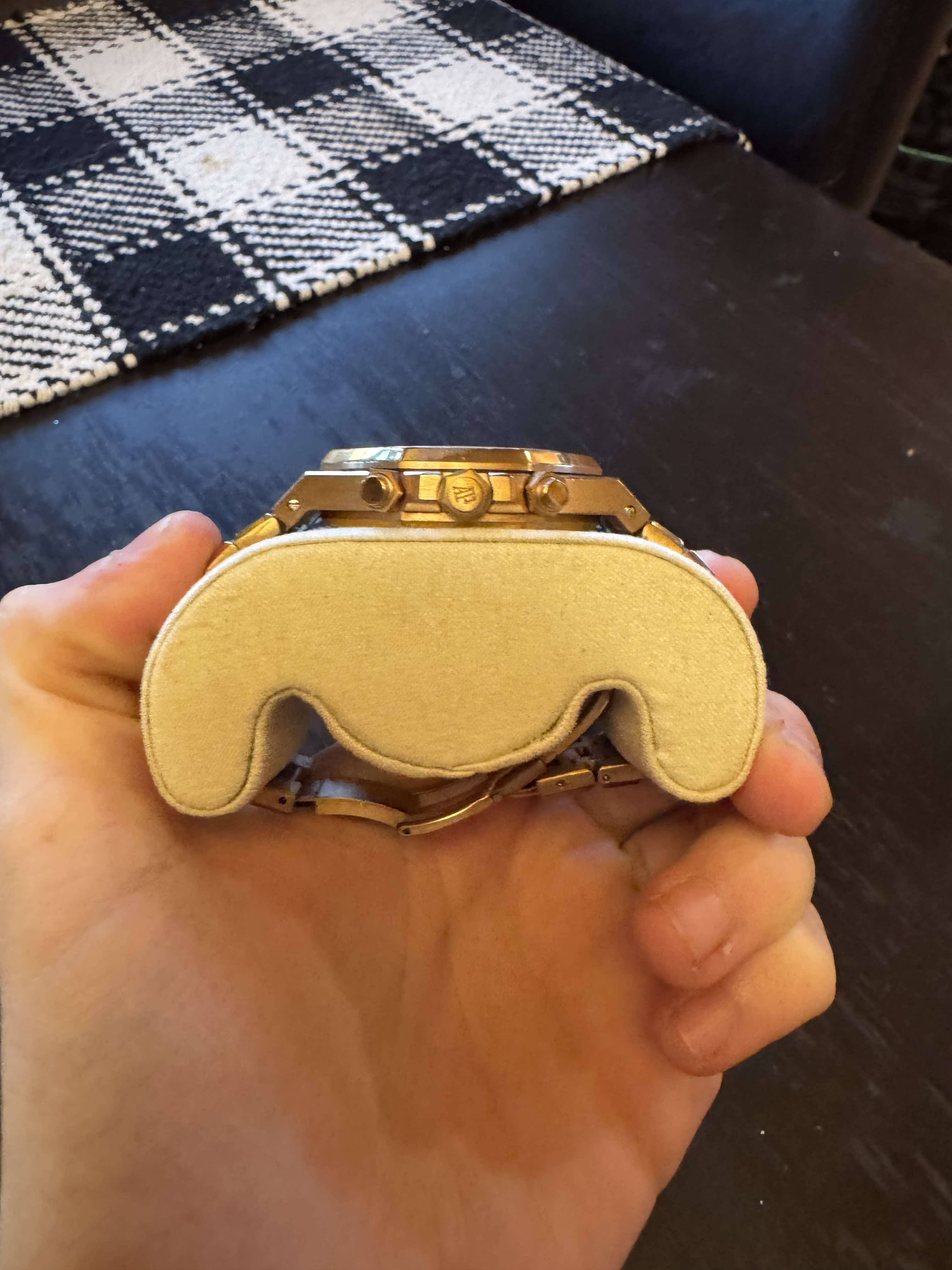 "Audemars Pigeuot - Royal Oak" inspired watch 