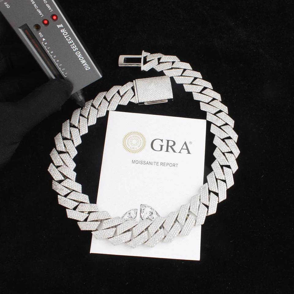Bust down VVS Cuban link