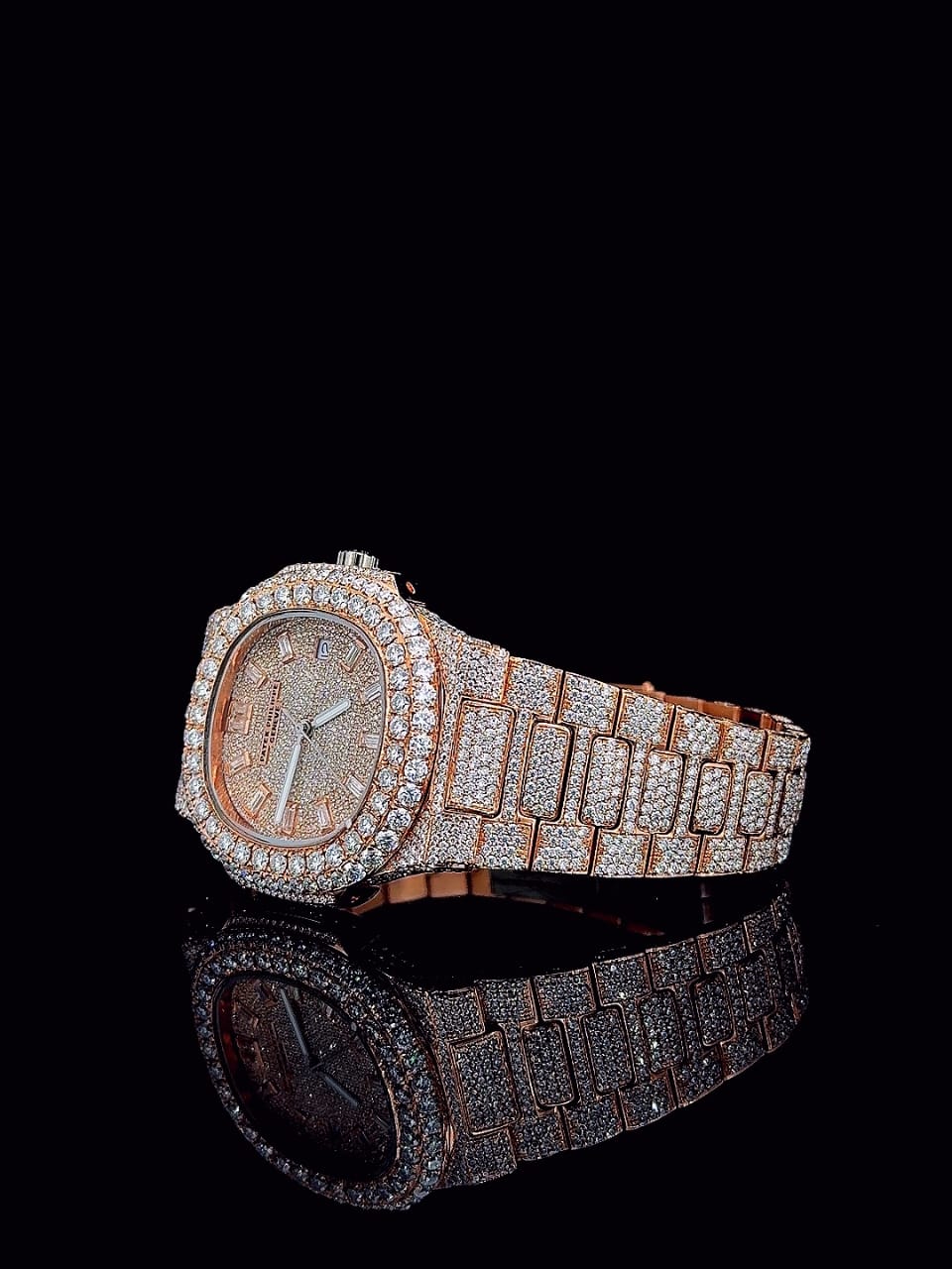 Bust down Patek Philippe Nautilus