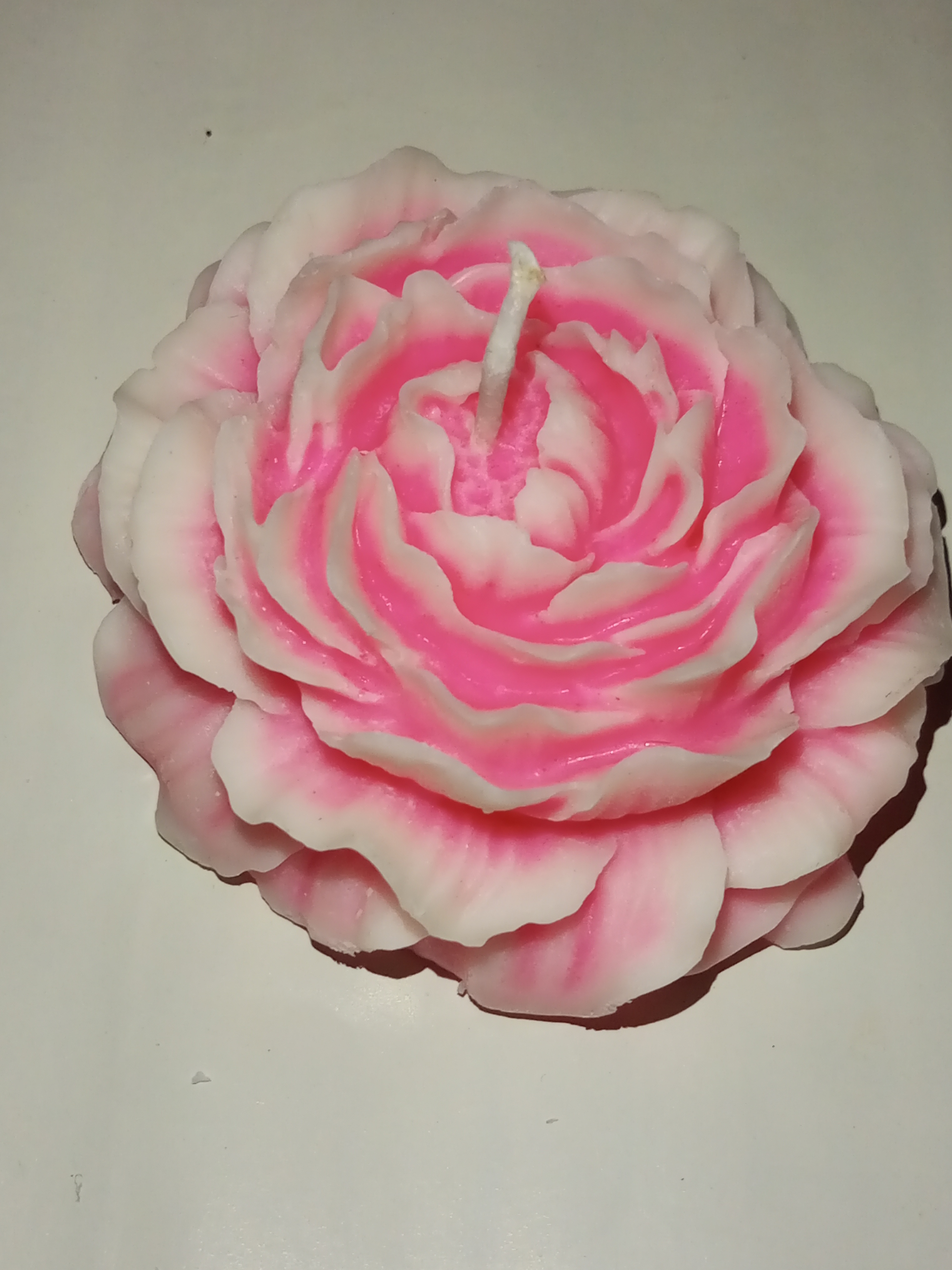 Feromic Premium Peony Flower Lavender Scented Candle, Pack of 1, White and Pink Colour