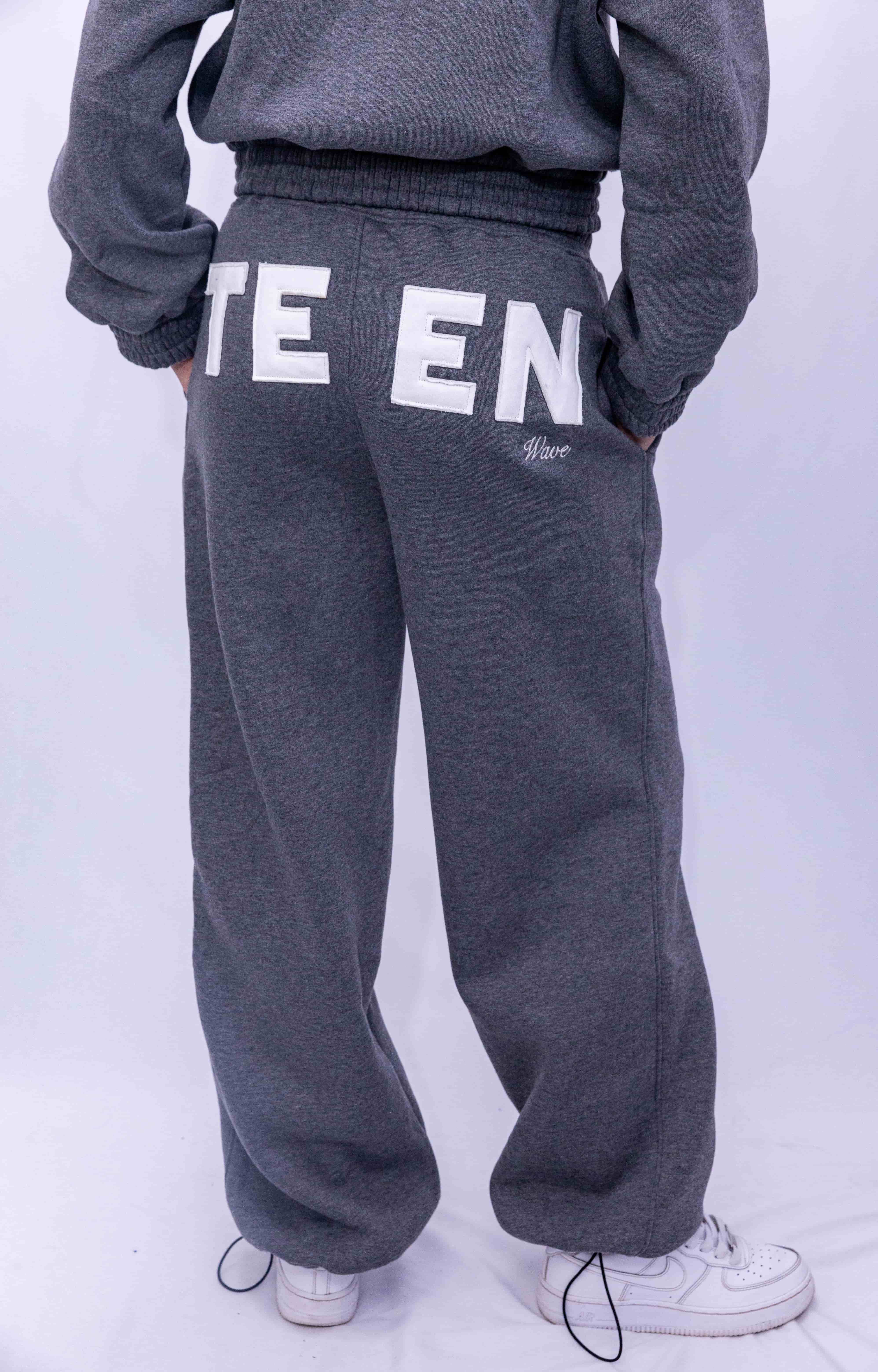 Premium Wide-Leg Joggers with Elastic & Adjustable Stopper-Grey