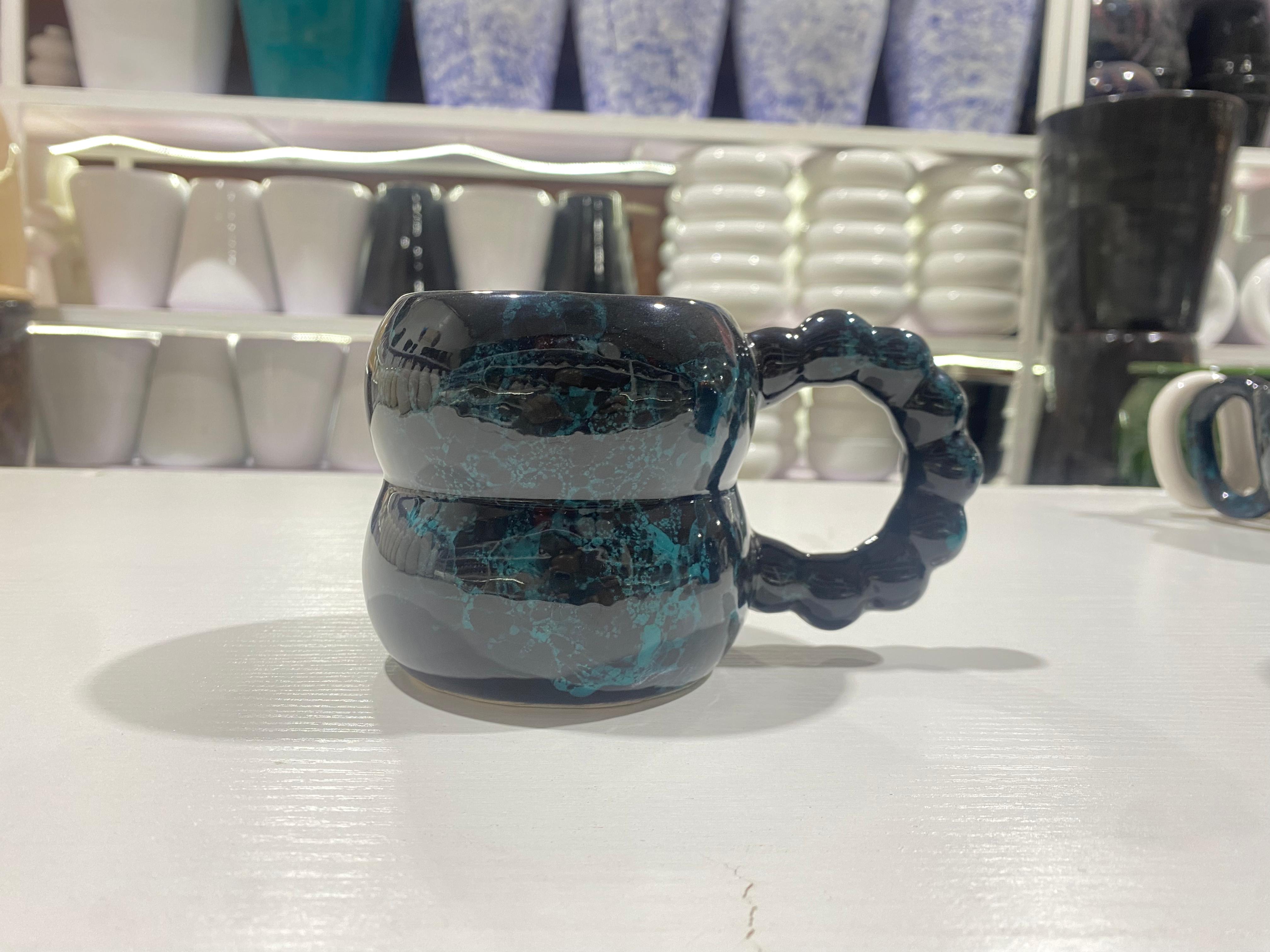 Mug en céramique artisanale