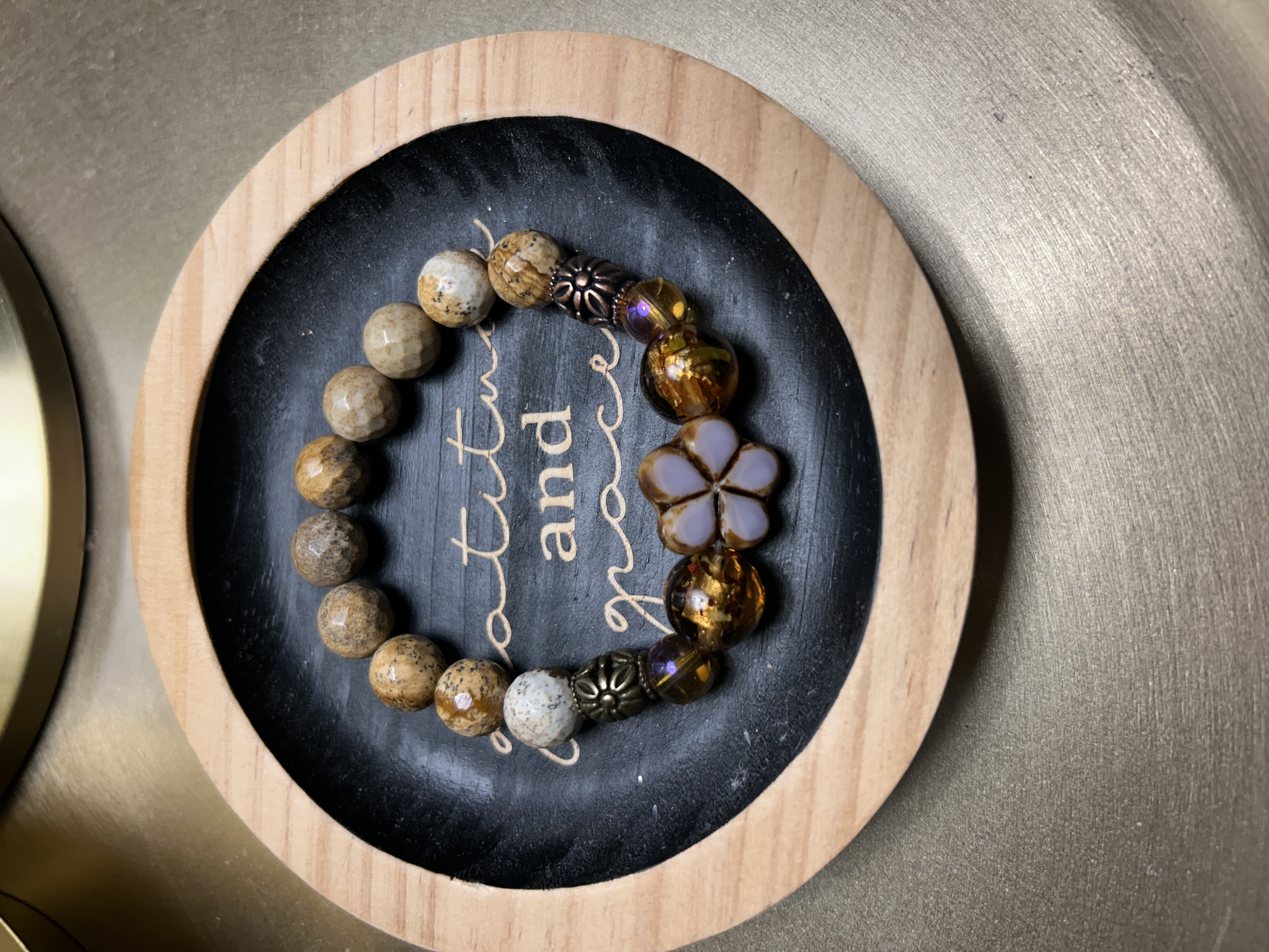 ✨ “Desert Bloom Aura”