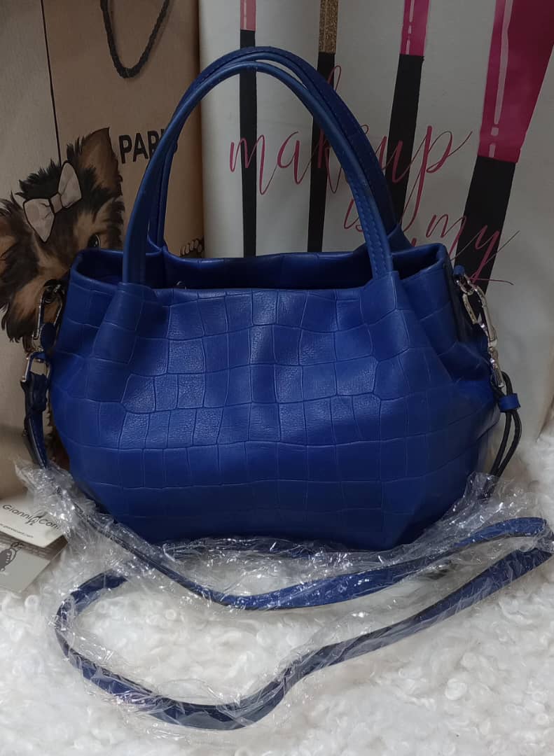 Sac à main en simili cuir bleu