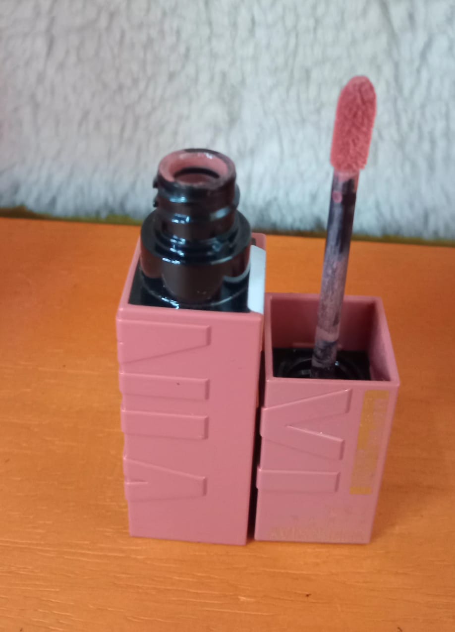 Maybelline Rouge à lèvres superstay vinyl ink matte couleur 15.