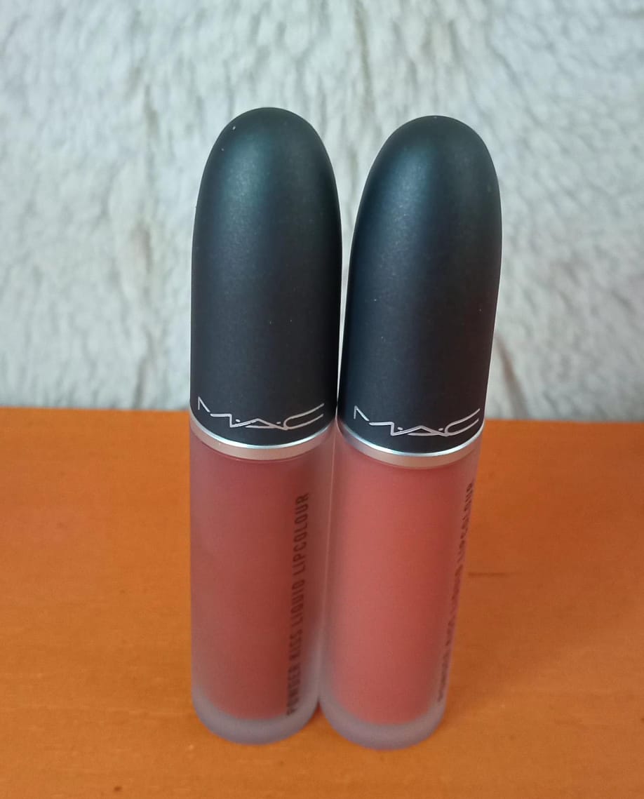 M.A.C Rouge à lèvres.  Duo orange