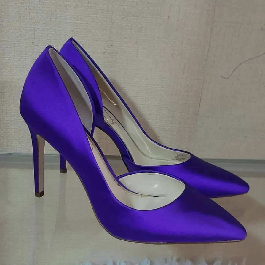 Talons hauts en satin violet