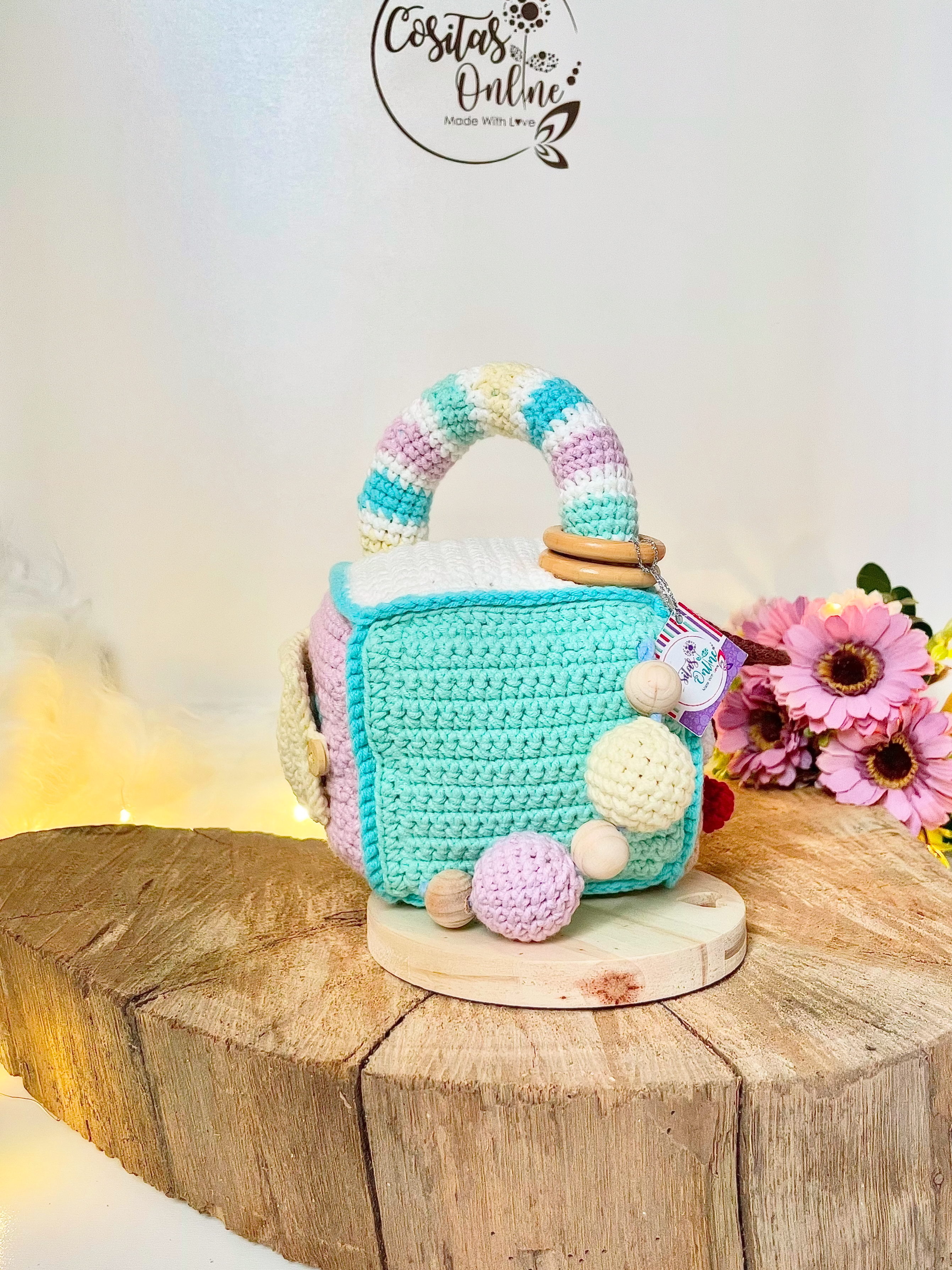 Cubo Didático Sensorial de Crochê 